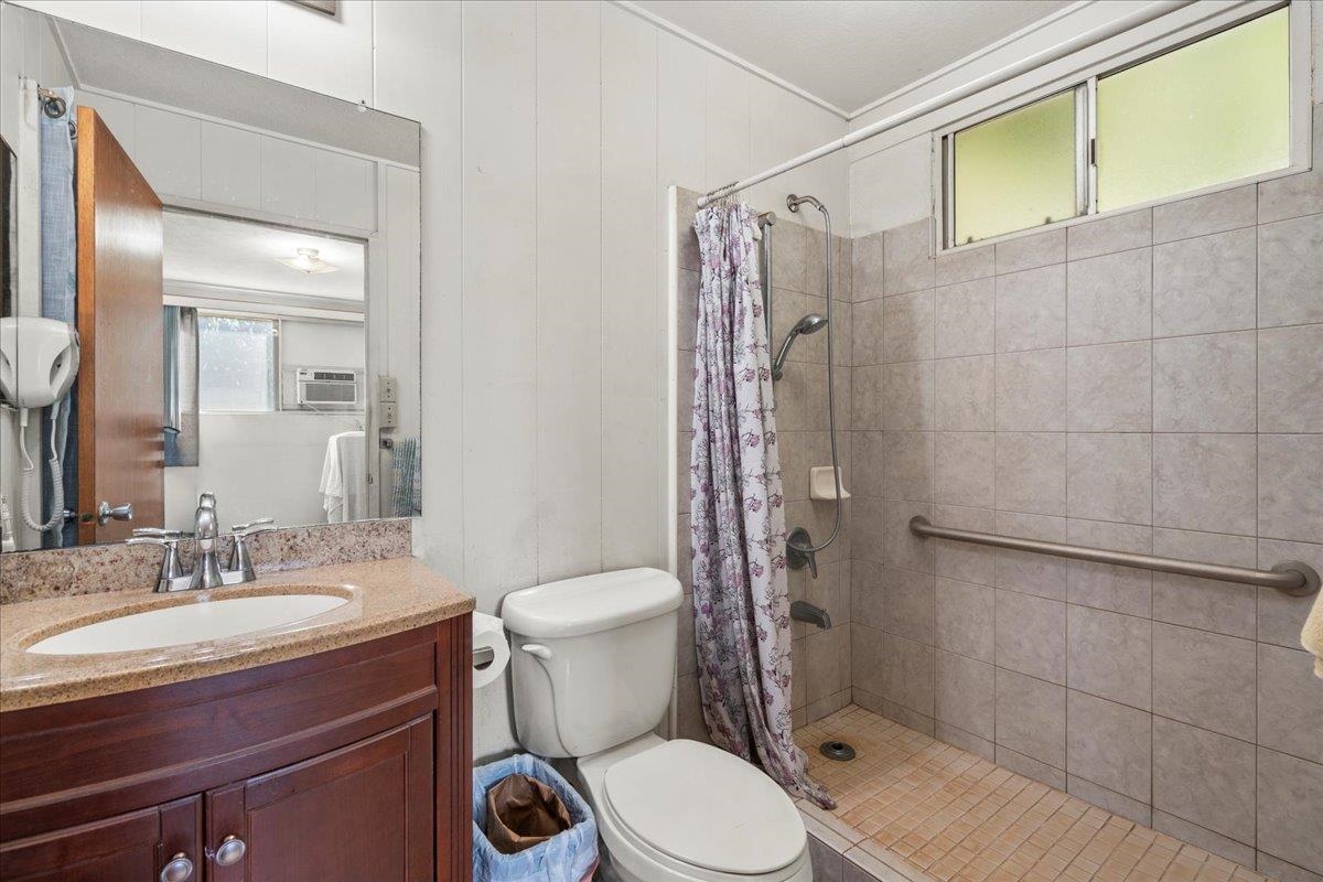 275 Kenolio Rd, Kihei, HI, 96753