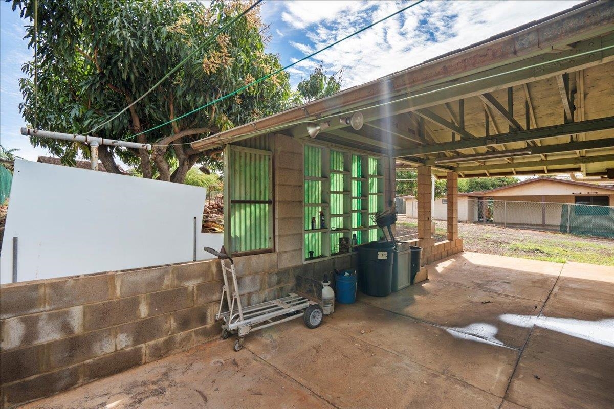 275 Kenolio Rd, Kihei, HI, 96753