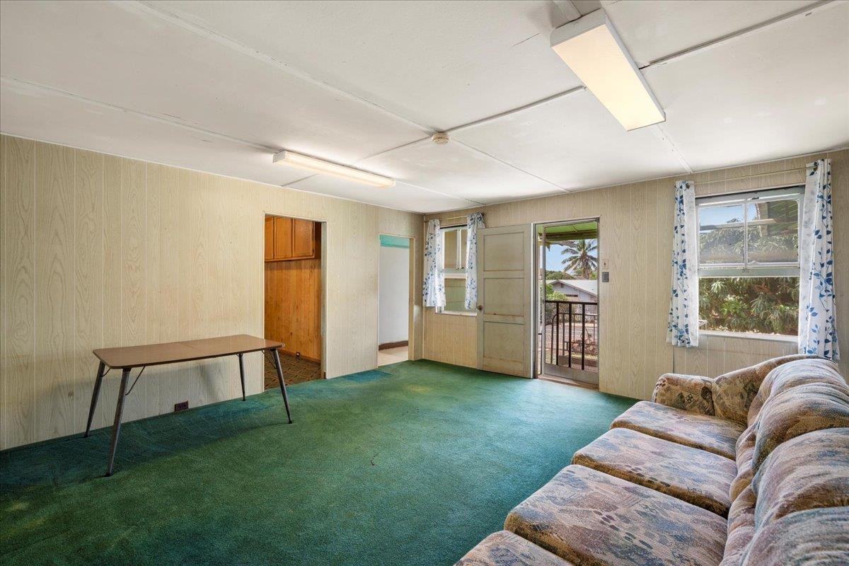 275 Kenolio Rd, Kihei, HI, 96753