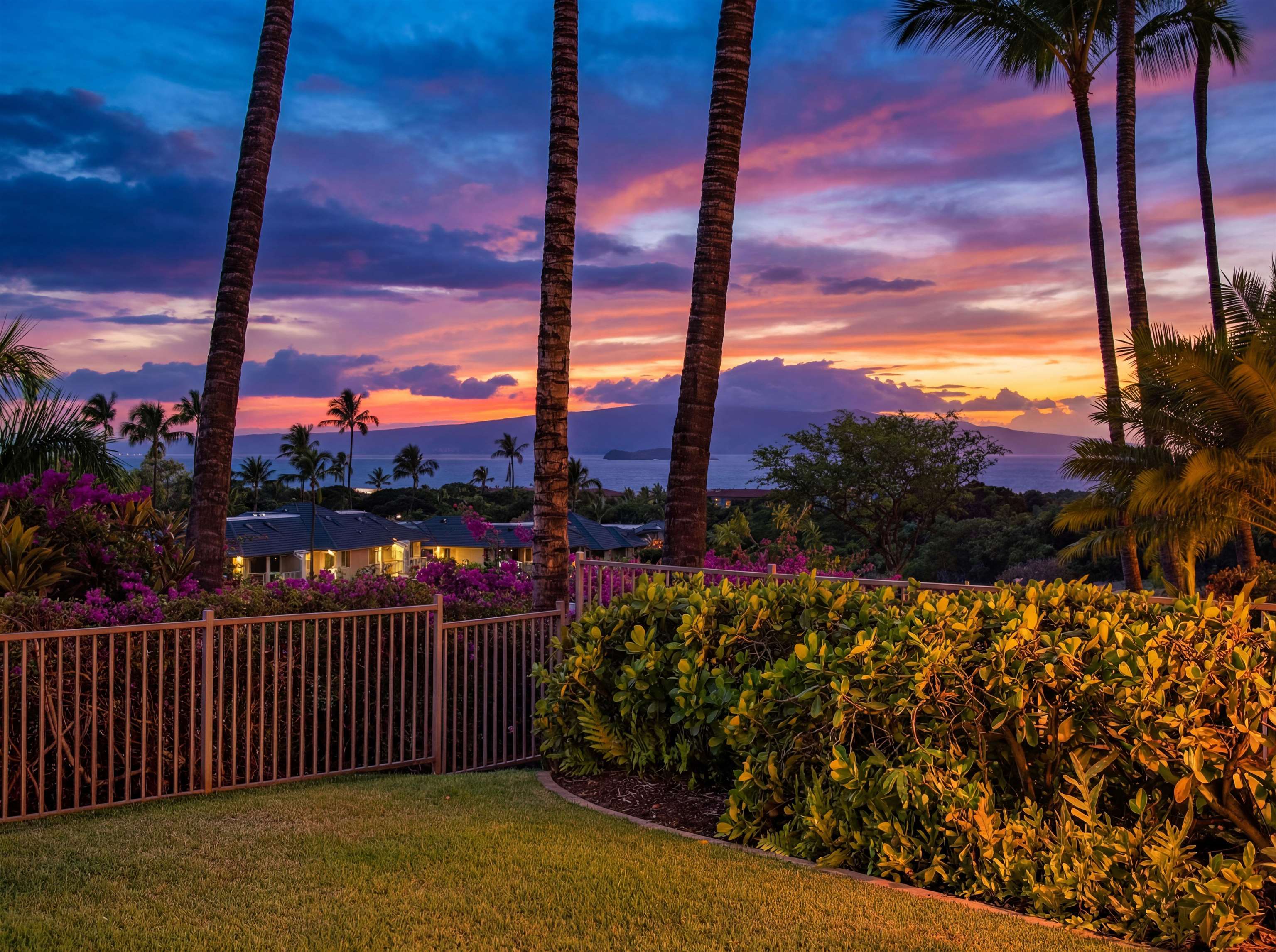 <p><b>Shop For New Homes in Maui</b></p>