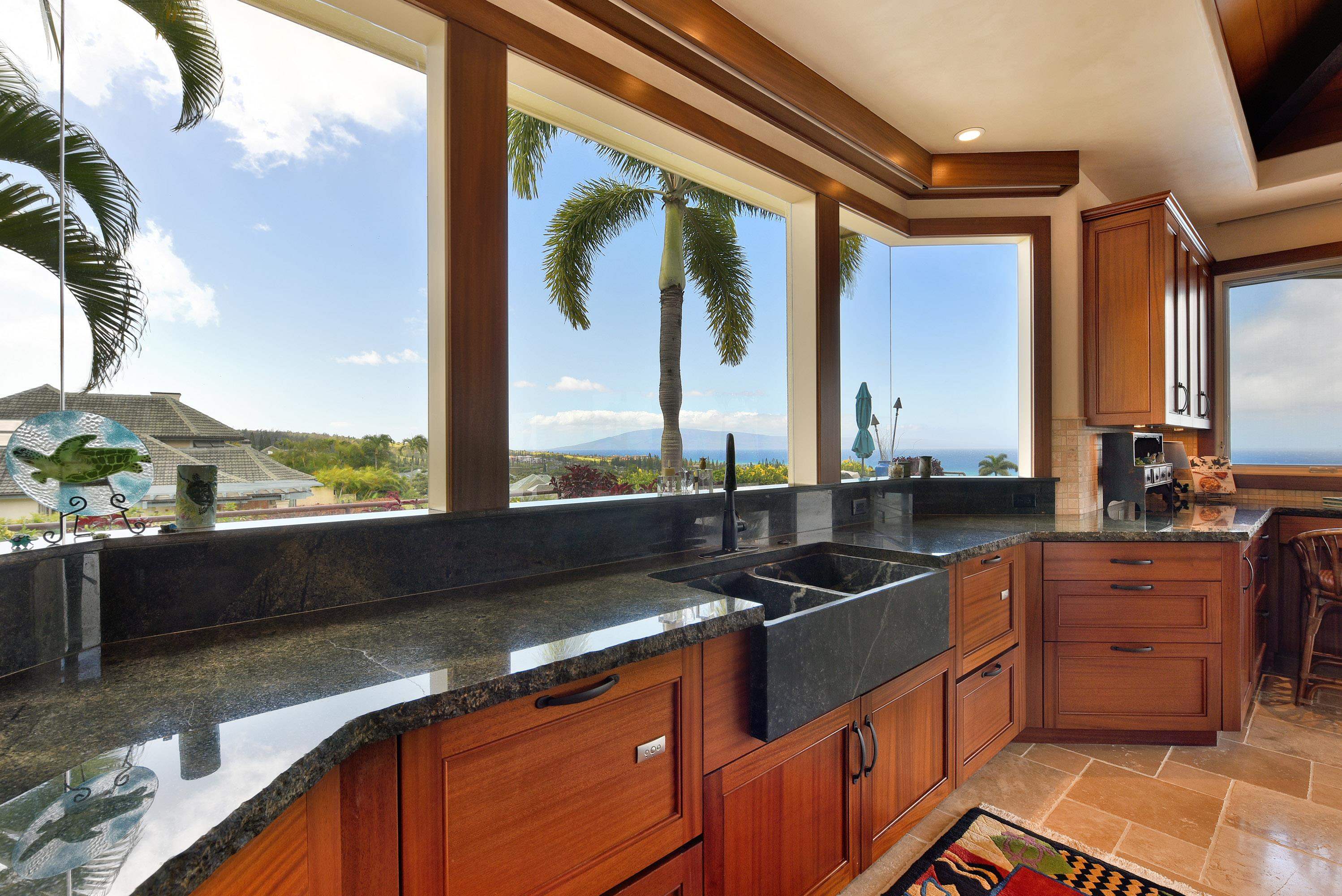 100 Woodrose Pl, Lahaina, HI, 96761