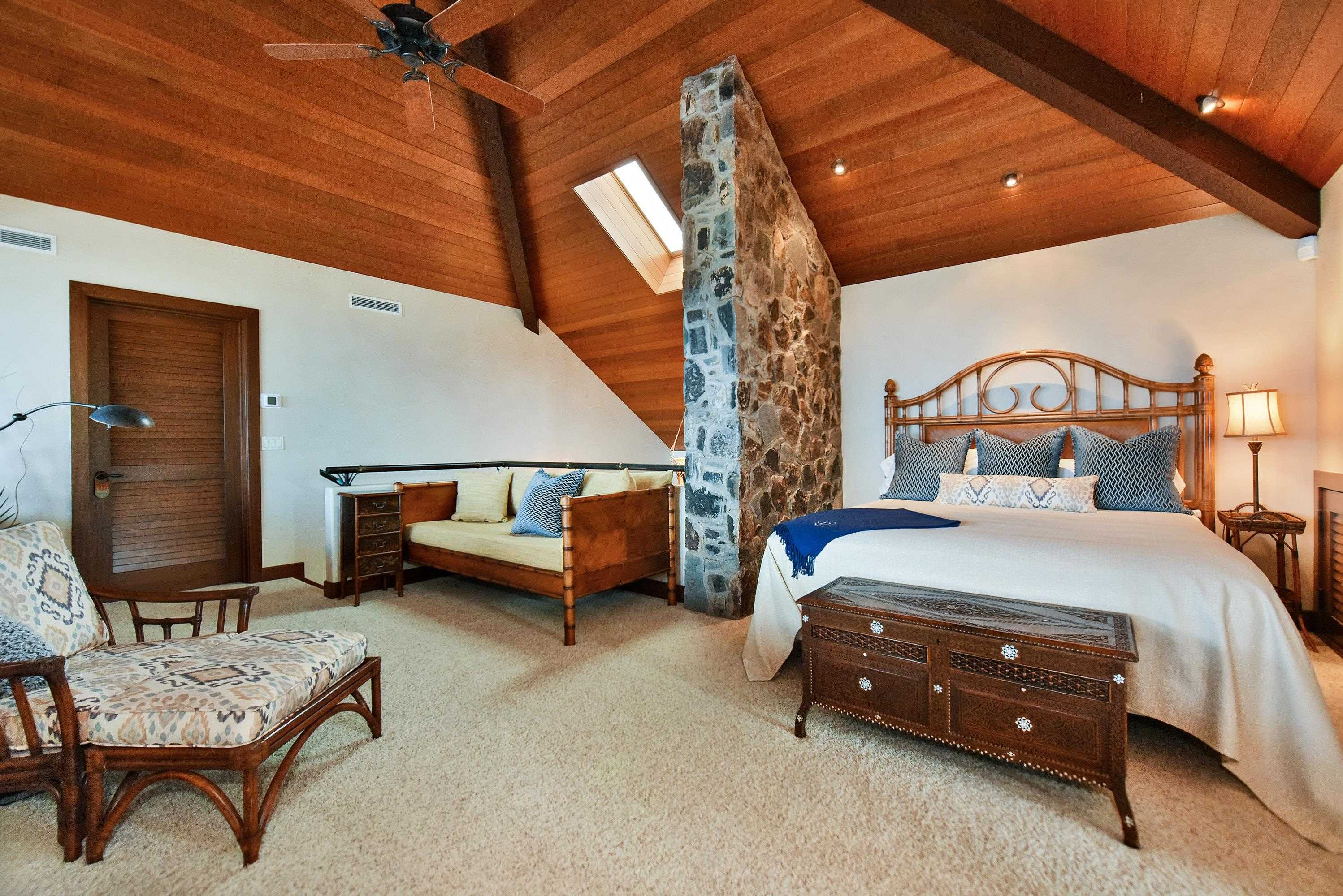 100 Woodrose Pl, Lahaina, HI, 96761