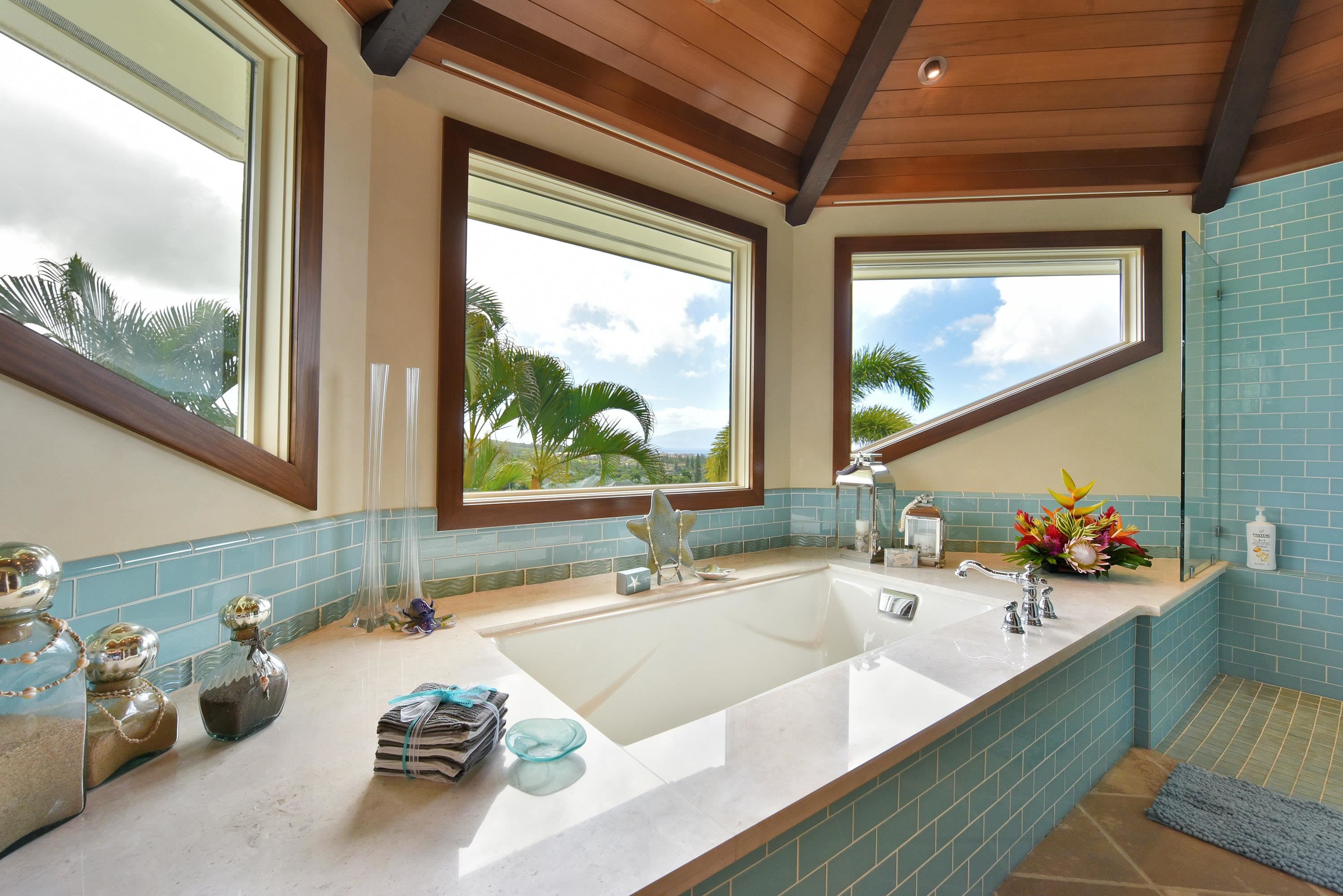 100 Woodrose Pl, Lahaina, HI, 96761