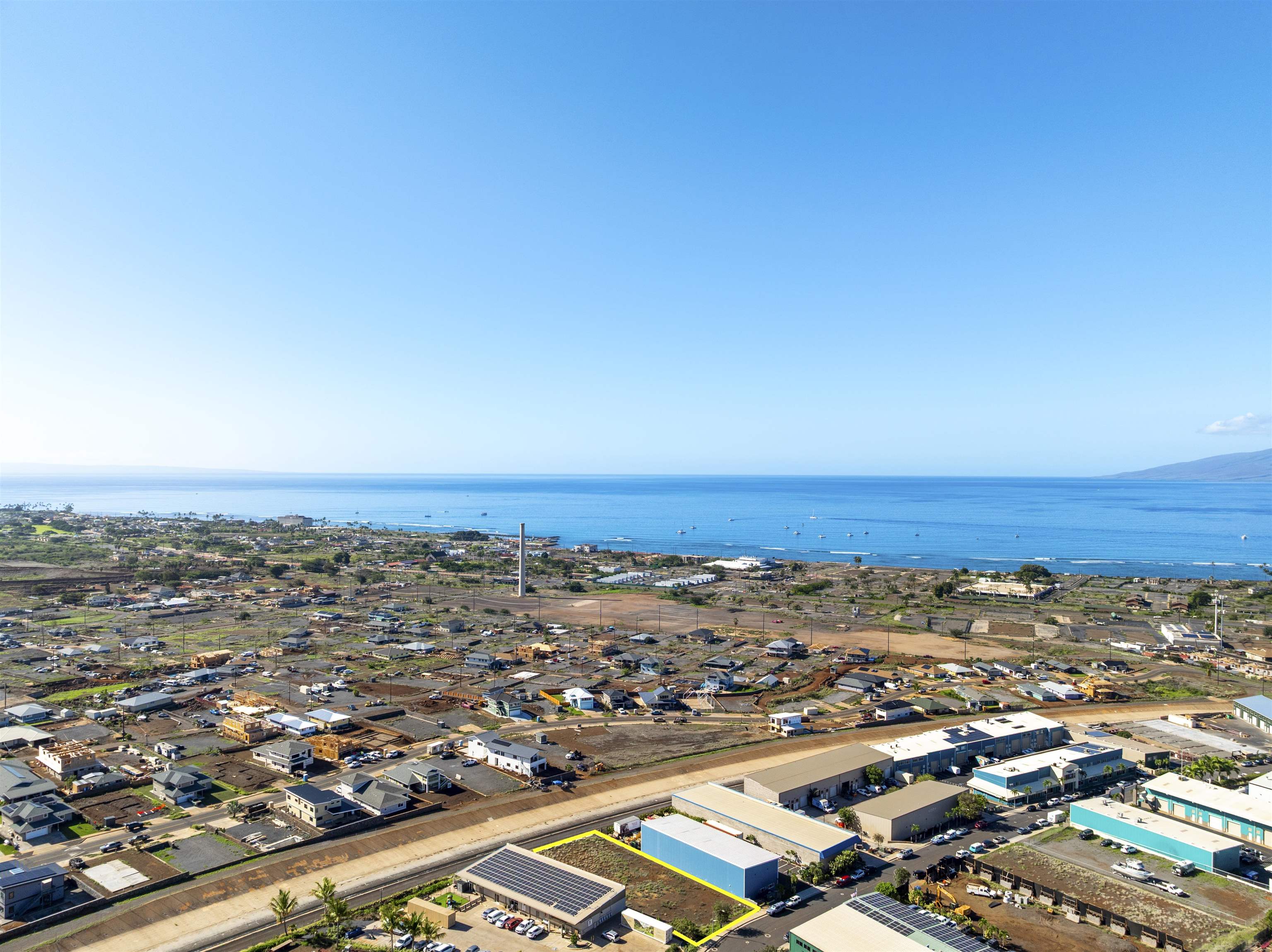 Lahaina Bus Park Ph — photo 19