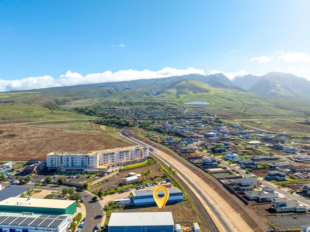 Lahaina Bus Park Ph — photo 7