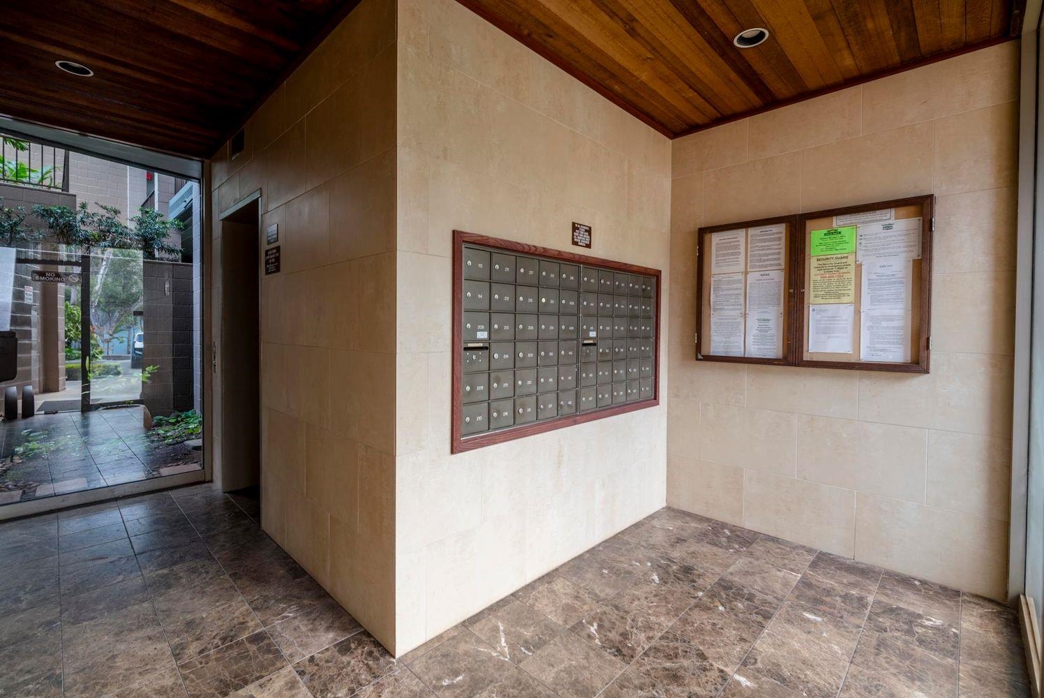 Kahana Manor — photo 19