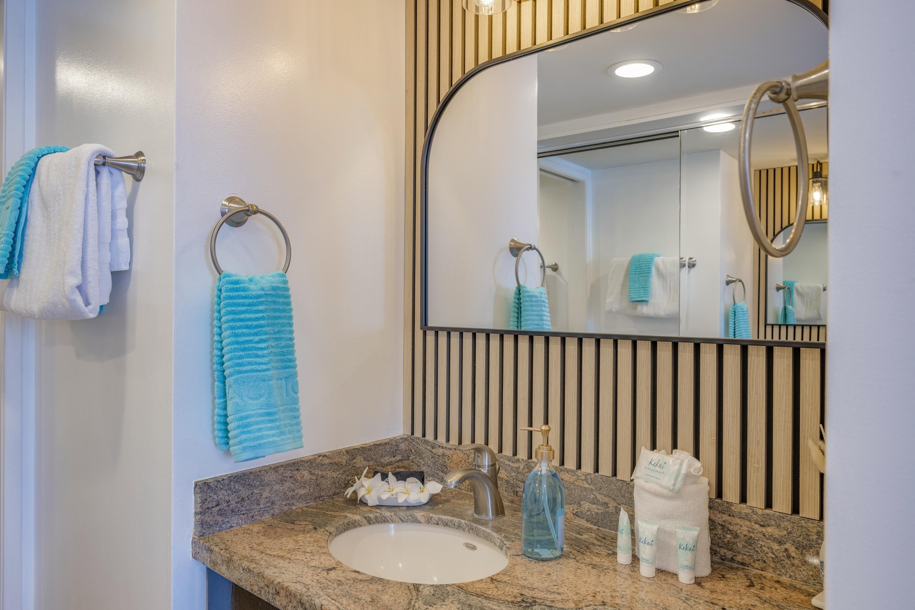 Valley Isle Resort — Valley Isle Resort, Napili/Kahana/Honokowai — property photo 22 of 25