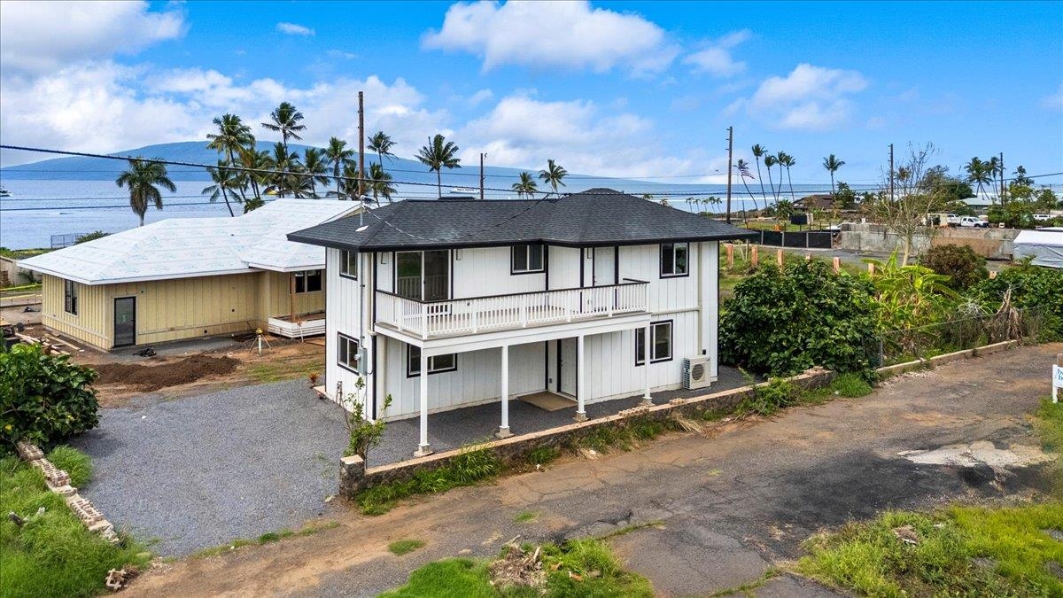310 Front — Lahaina, Lahaina — property photo 5 of 46