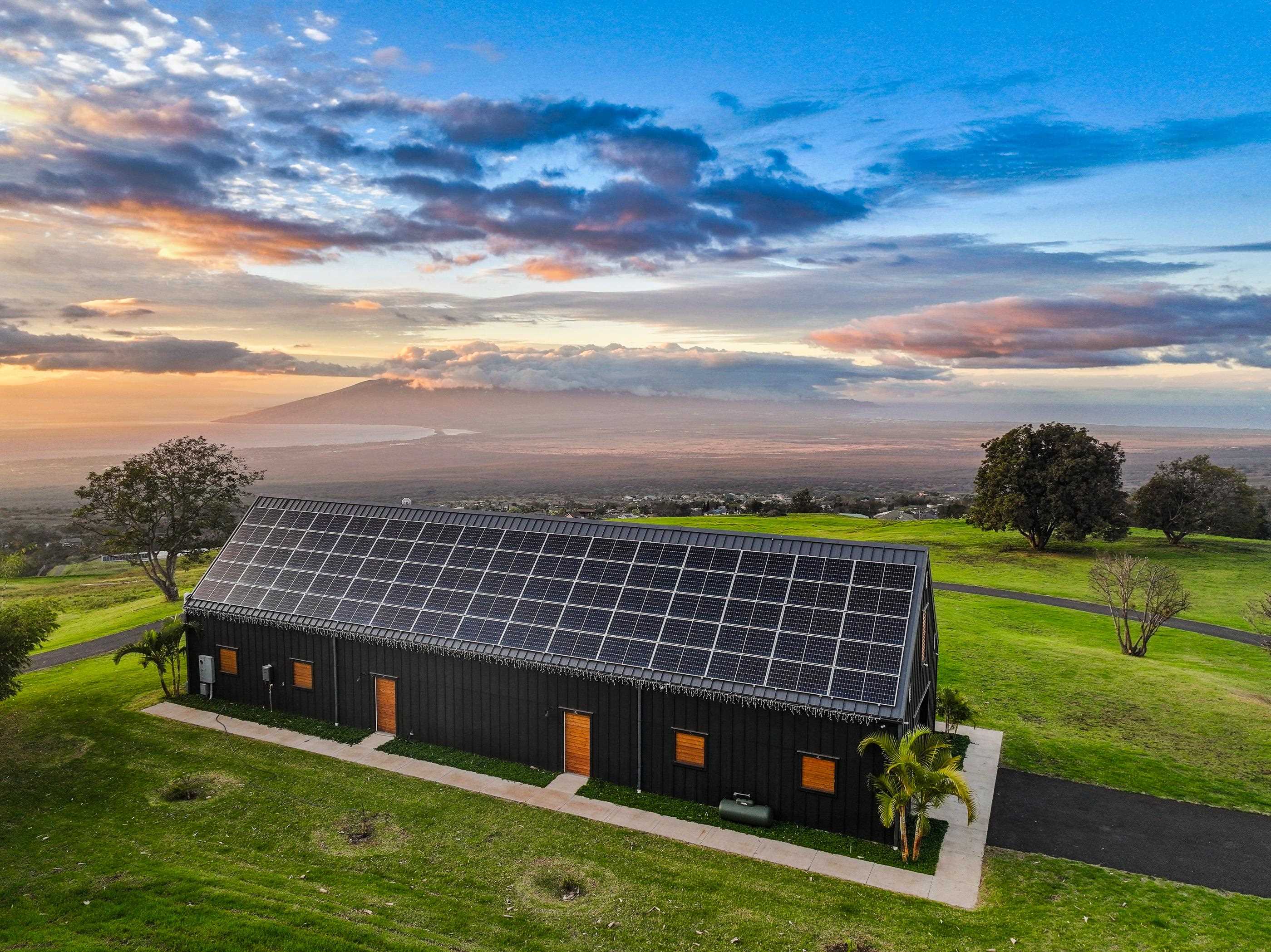 Explore Featured Homes on Maui and Oahu