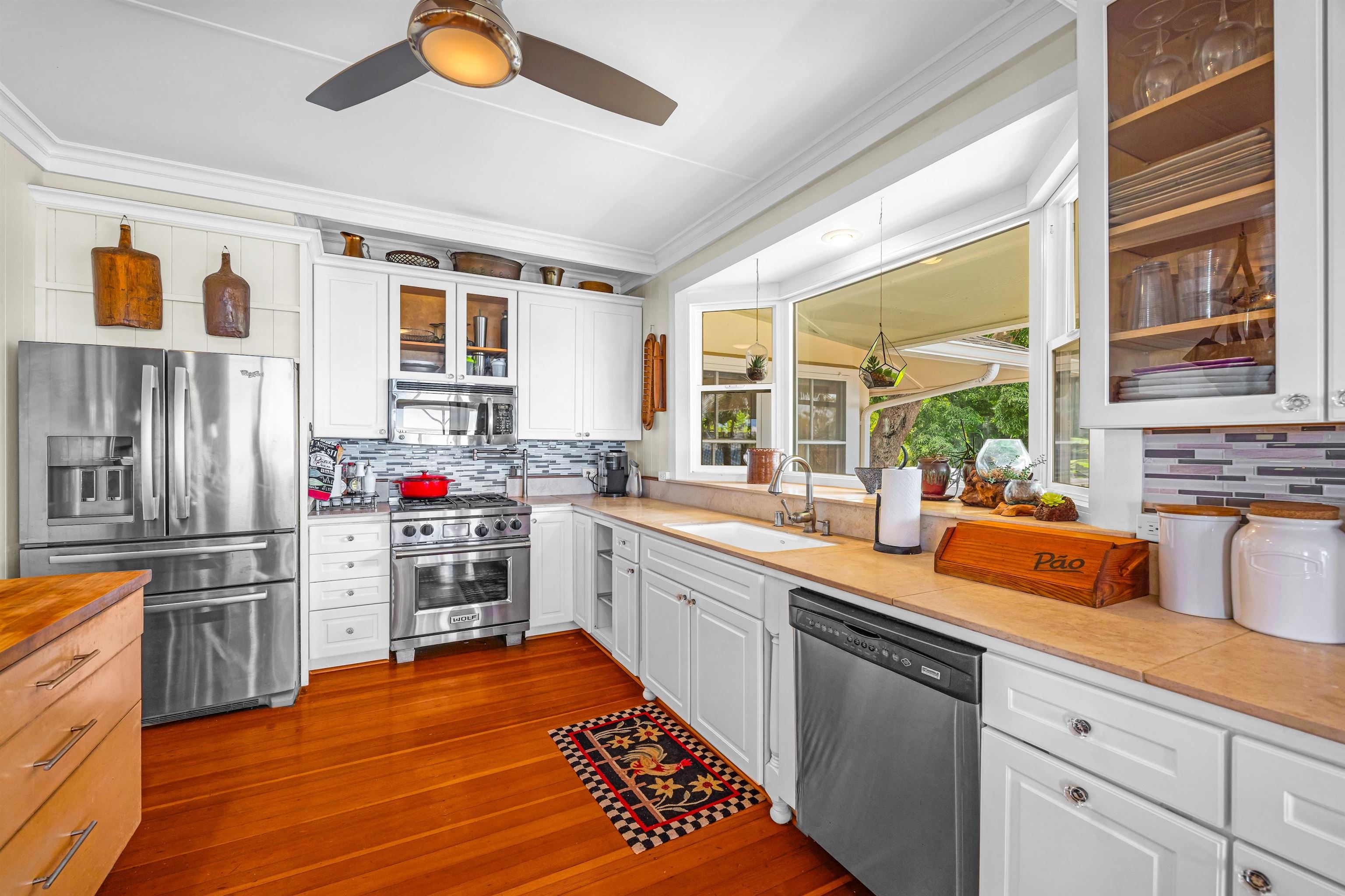 690 Olinda Rd, Makawao, HI, 96768