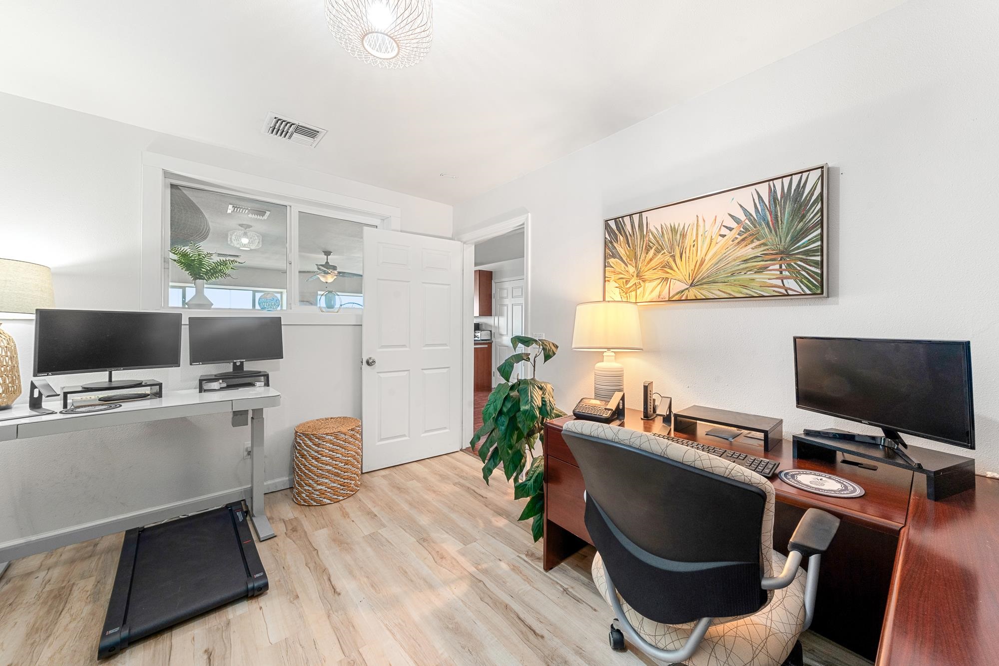 Emerald Plaza Place — Emerald Plaza Place, Lahaina — property photo 14 of 25