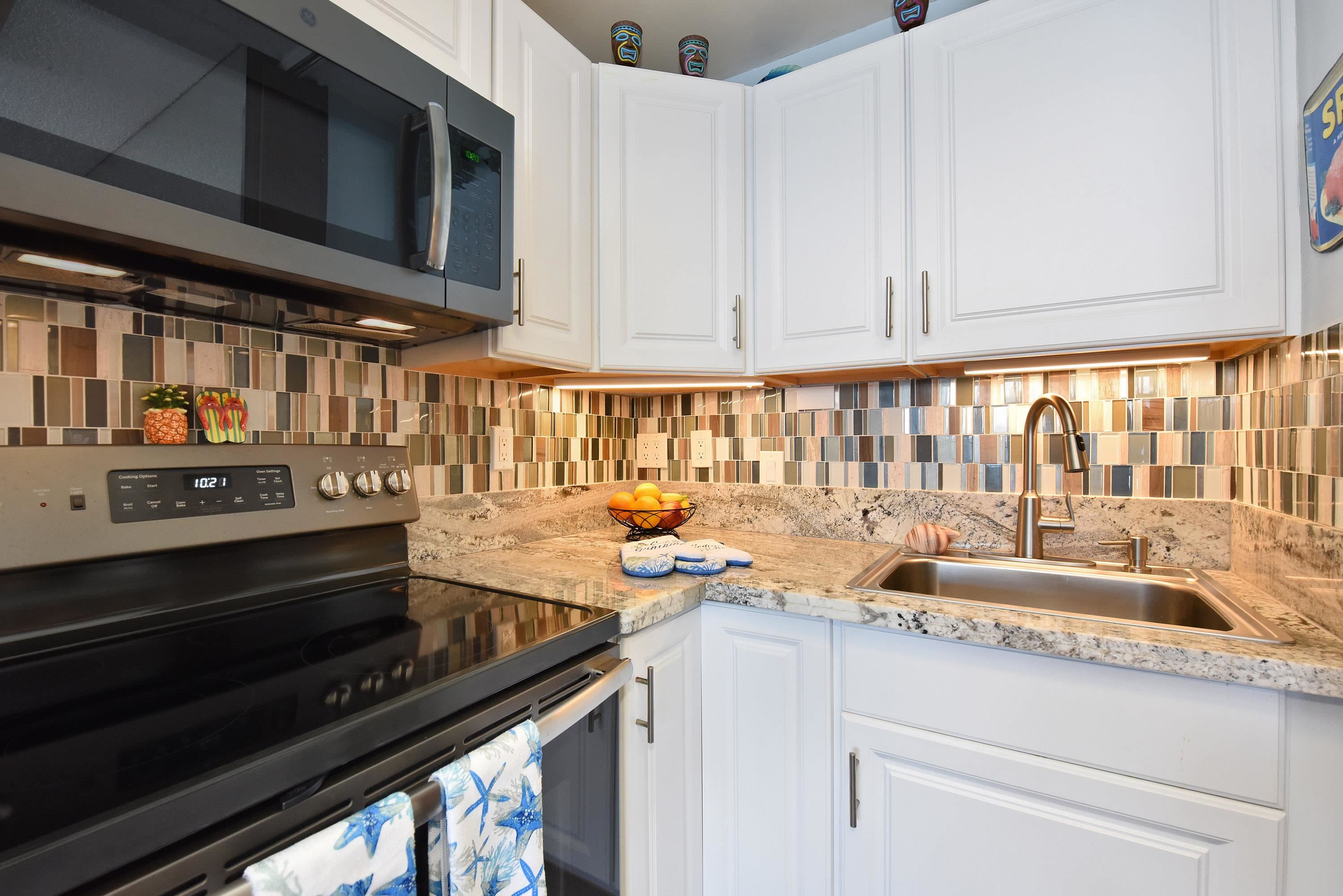 Valley Isle Resort — Valley Isle Resort, Napili/Kahana/Honokowai — property photo 12 of 45