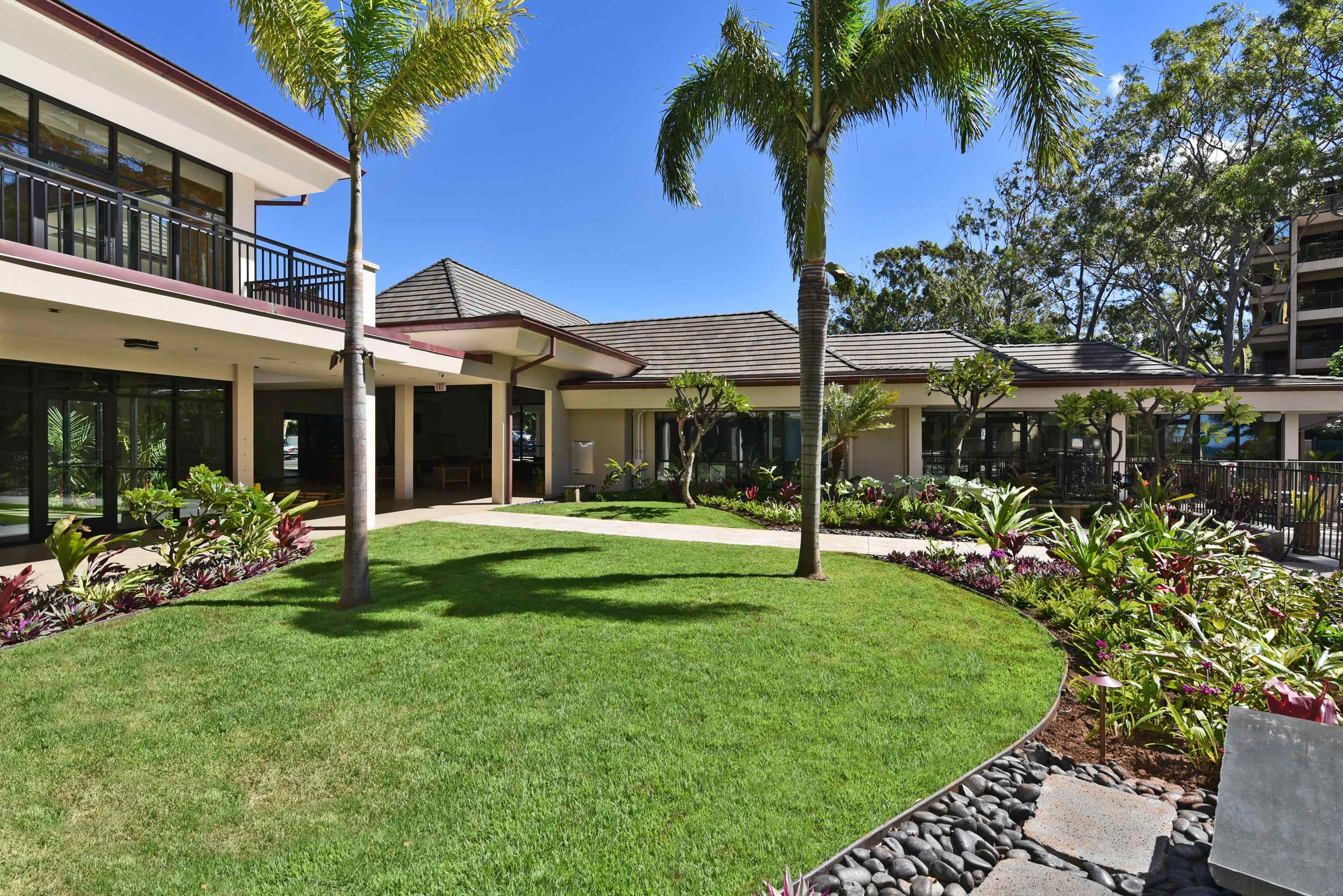 Valley Isle Resort — Valley Isle Resort, Napili/Kahana/Honokowai — property photo 42 of 45