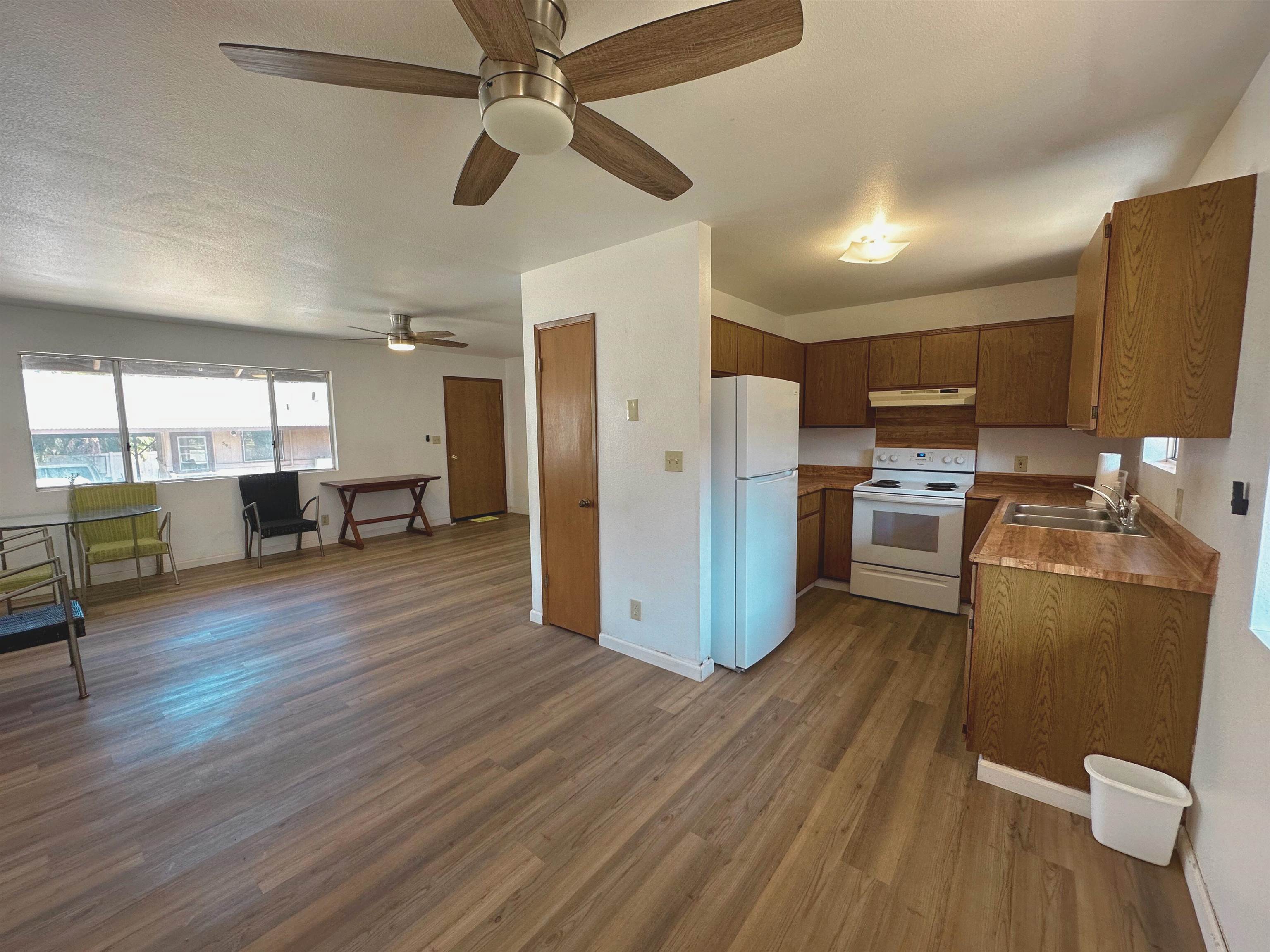 390 Auhana Rd thumbnail 3