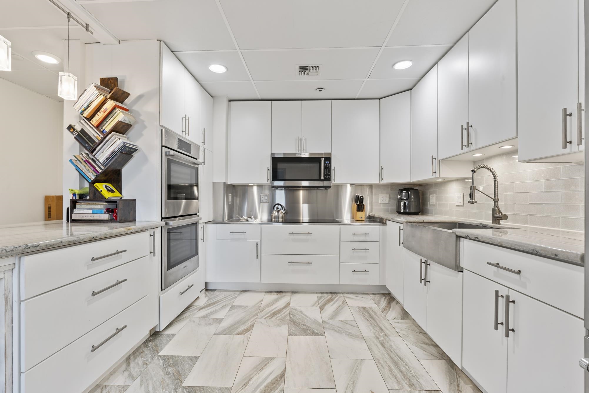 1885 Main St Unit 607 thumbnail 8