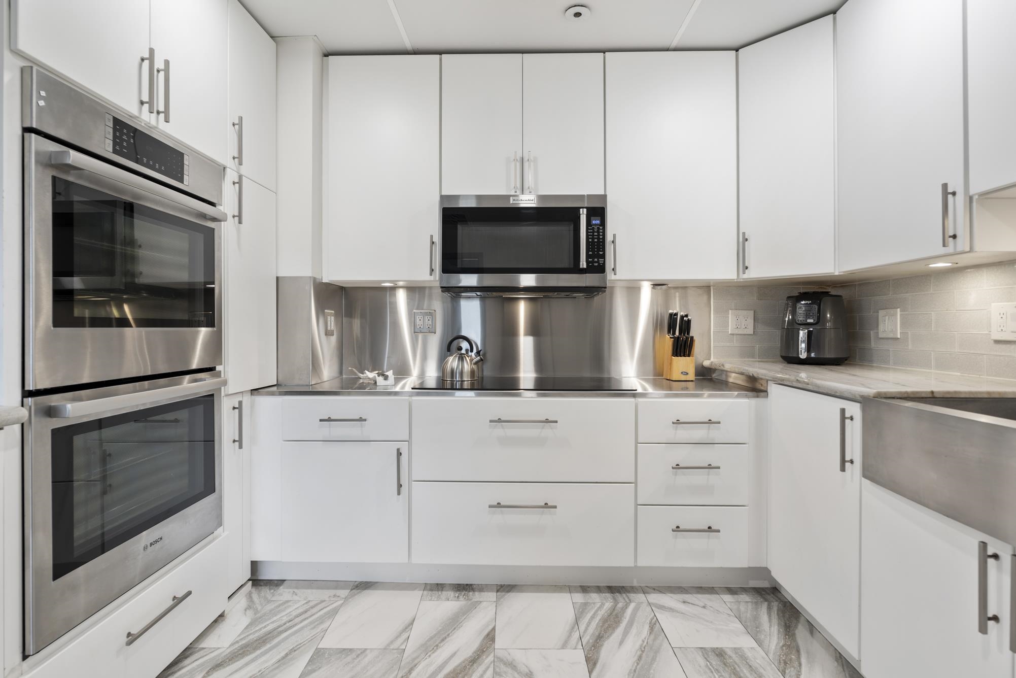 1885 Main St Unit 607 thumbnail 9