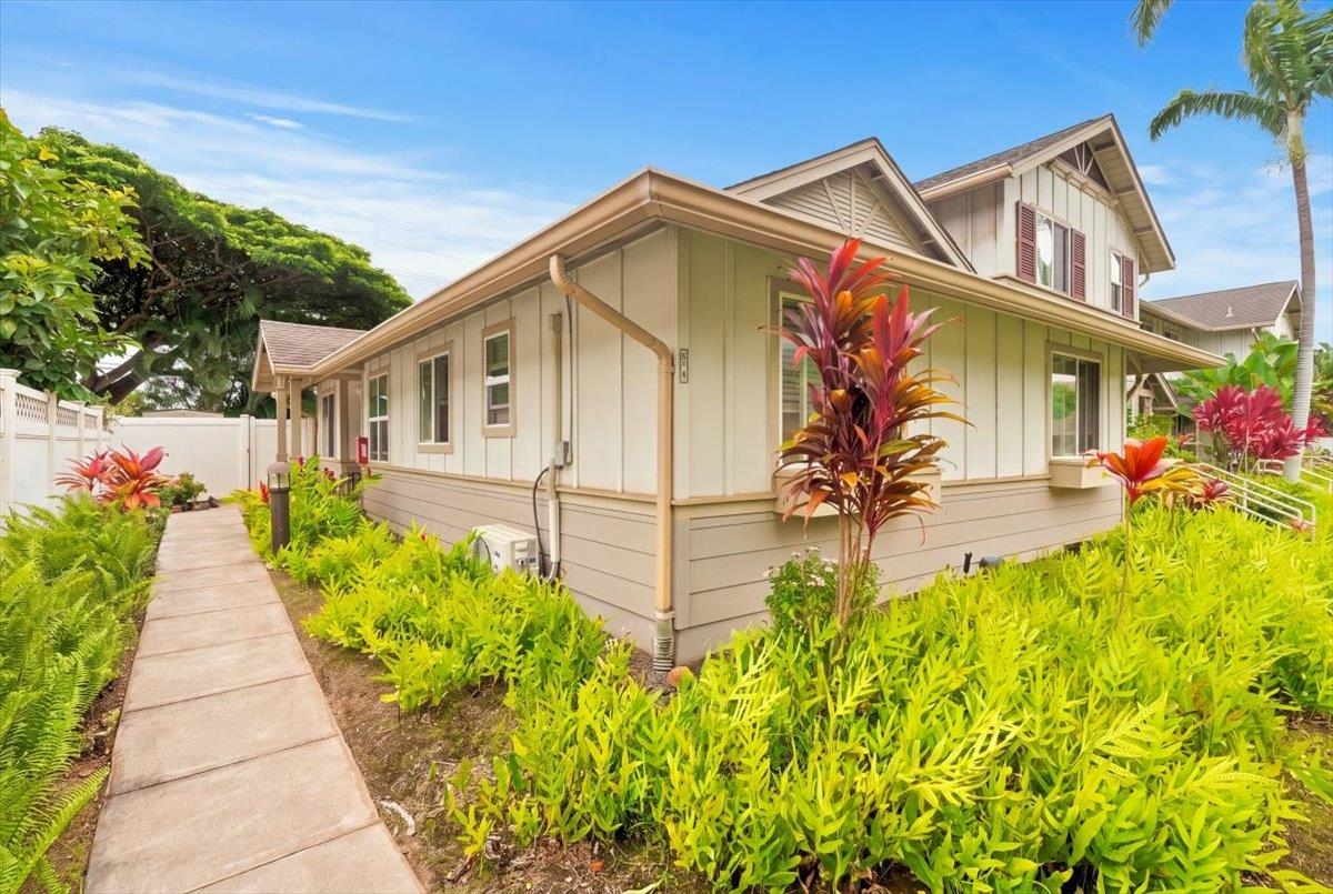 679 Meakanu Ln Unit 901 thumbnail 2