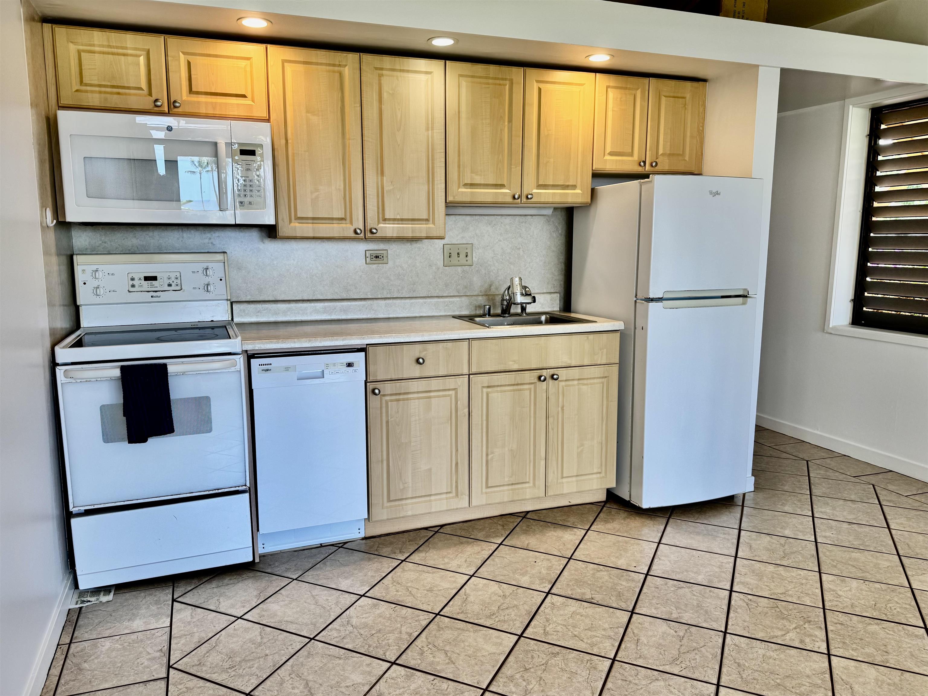 255 Kepuhi Pl Unit 16B06-1186 thumbnail 2