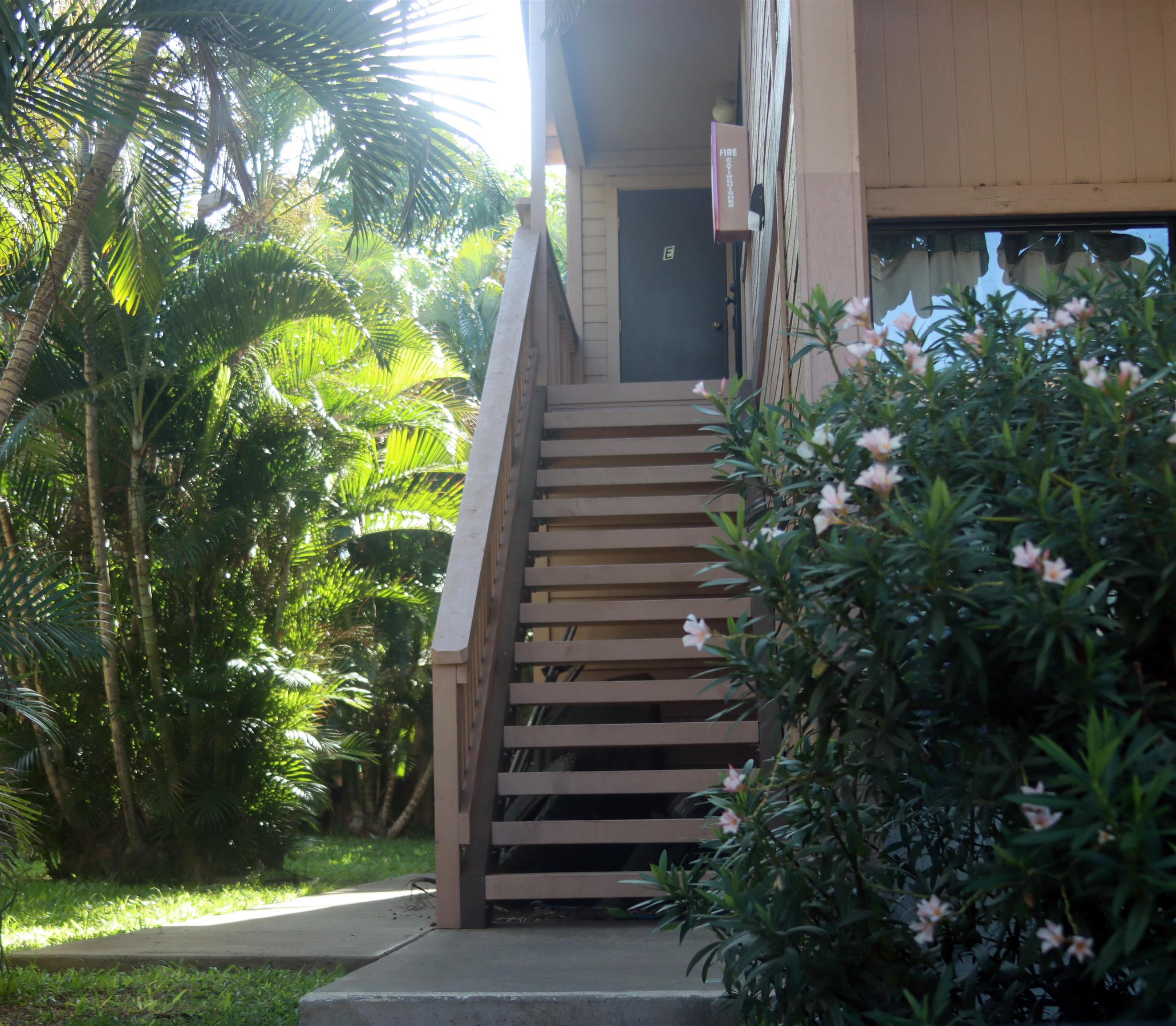 Condominium thumbnail 3