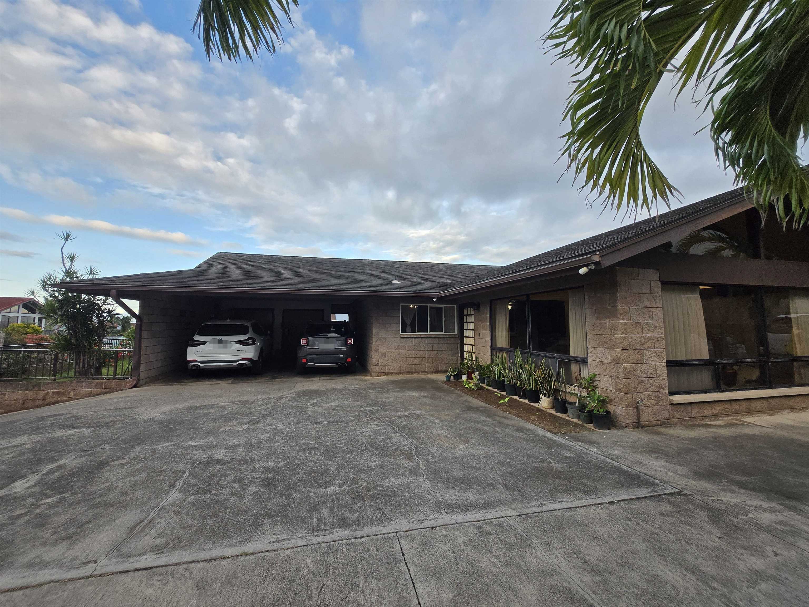 765 Wailupe Dr thumbnail 4