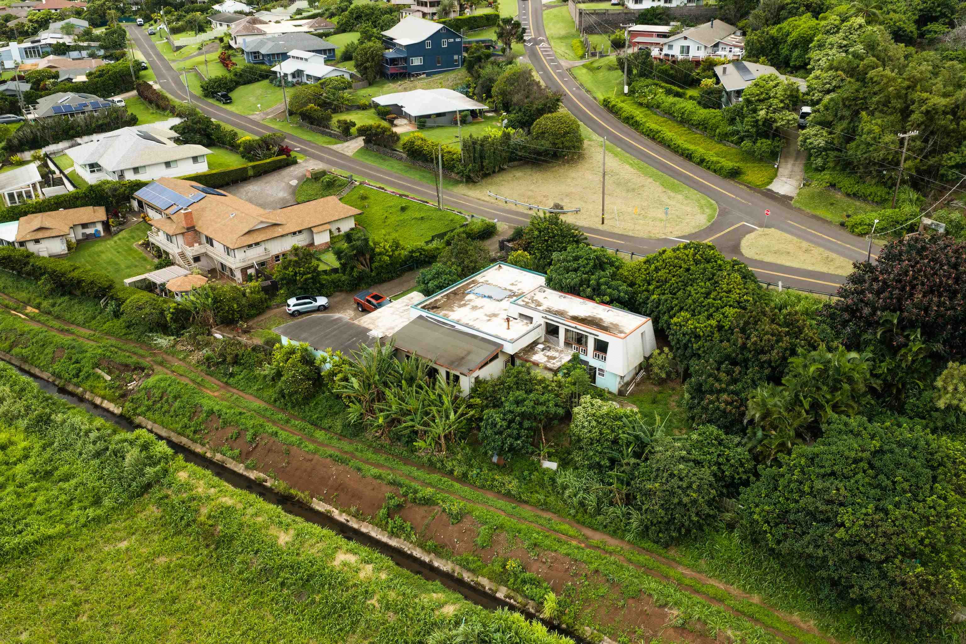 401 Palani Pl thumbnail 3