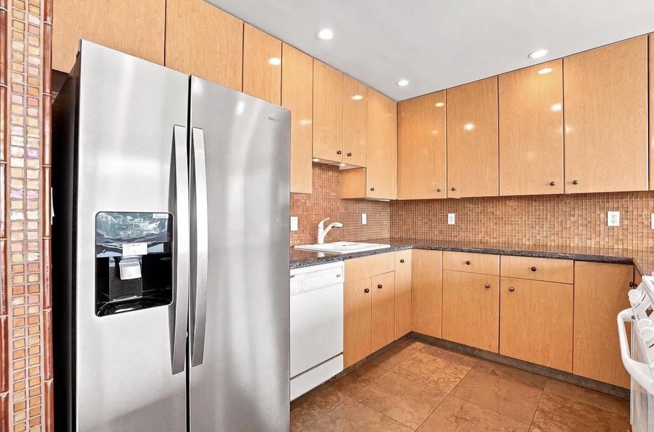 1129 Lower Main St Unit 407 thumbnail 4