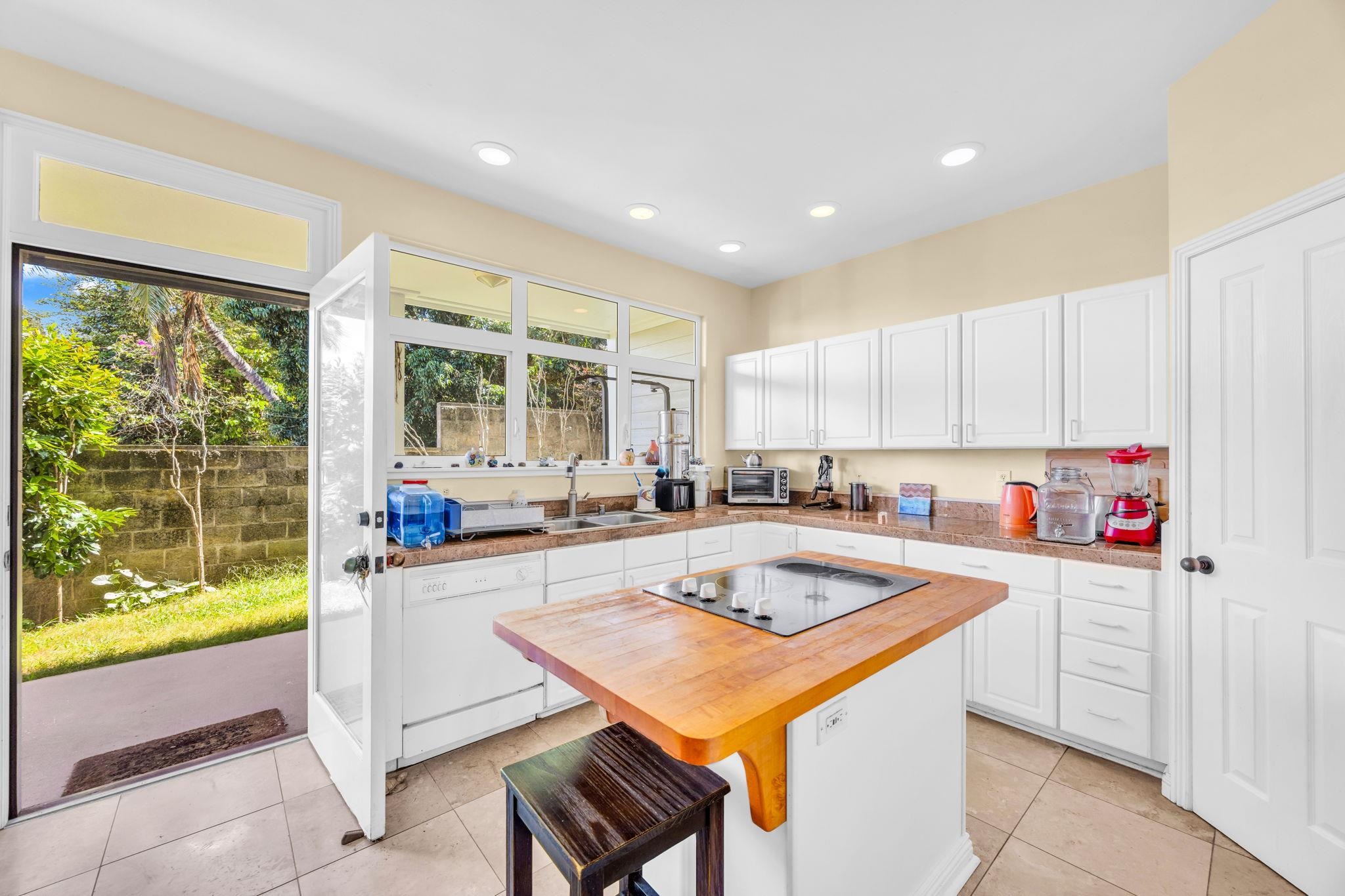71 Makawao Ave Unit 3 thumbnail 4