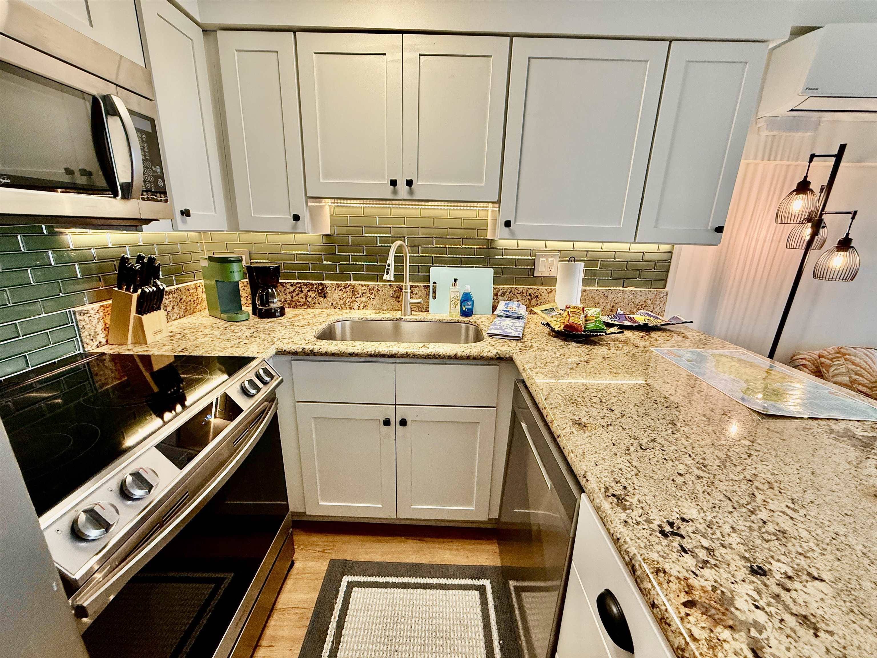 70 Hauoli St Unit 303 thumbnail 9