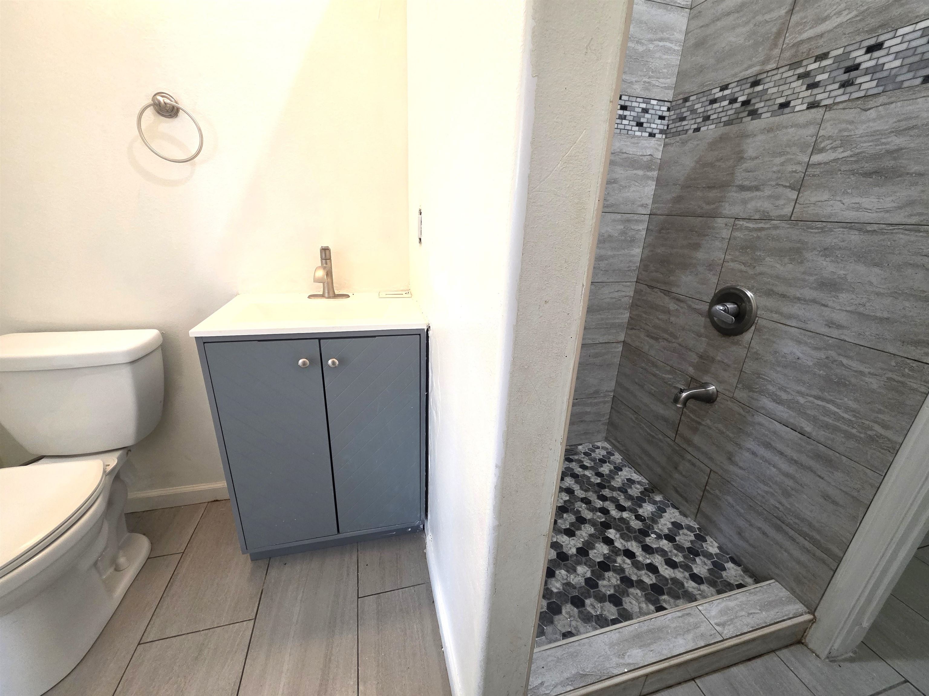 399 Nihoa St thumbnail 6