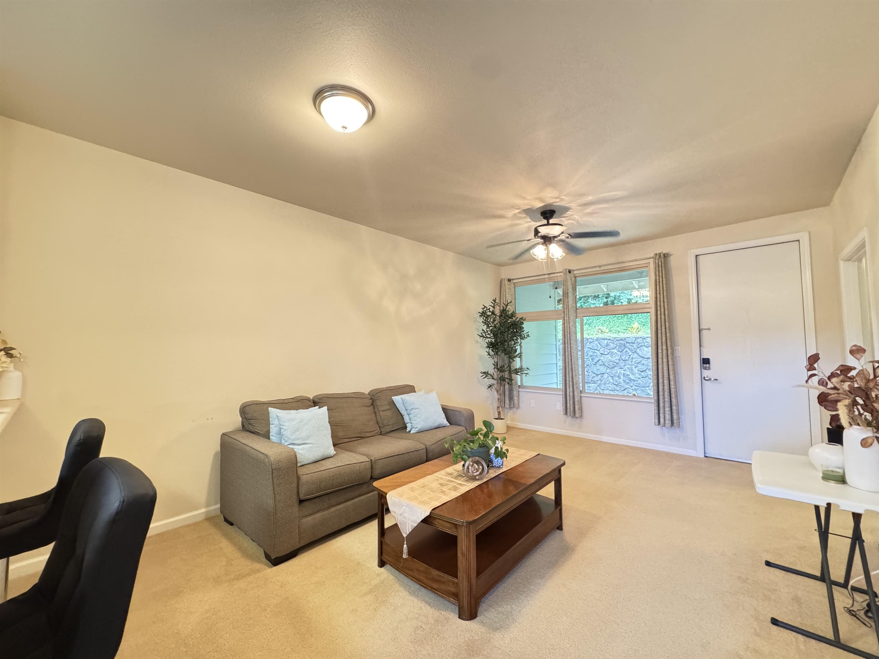 135 Hoowaiwai Loop Unit 2403 thumbnail 2