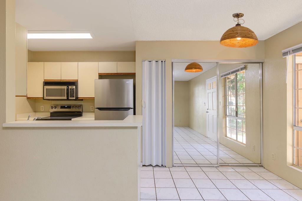 140 Uwapo Rd Unit 21-101 thumbnail 9