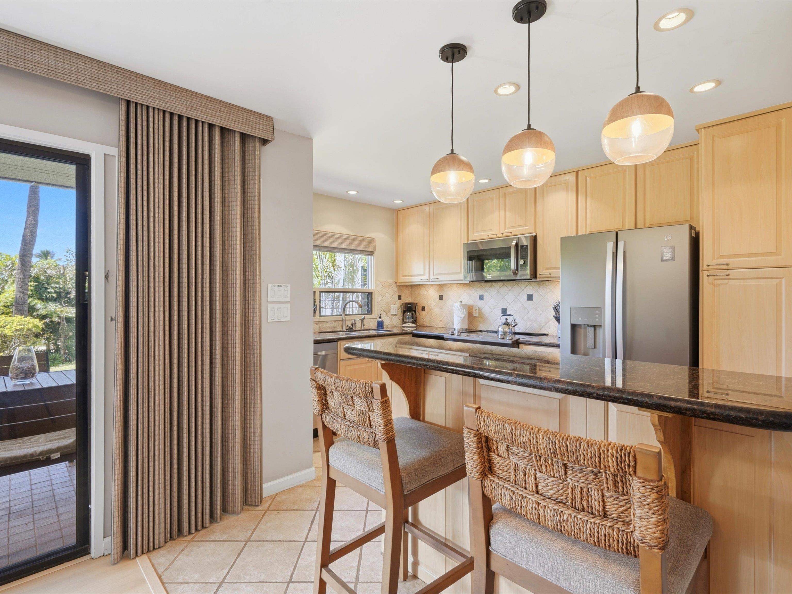 10 Wailea Ekolu Pl Unit 1403 thumbnail 9