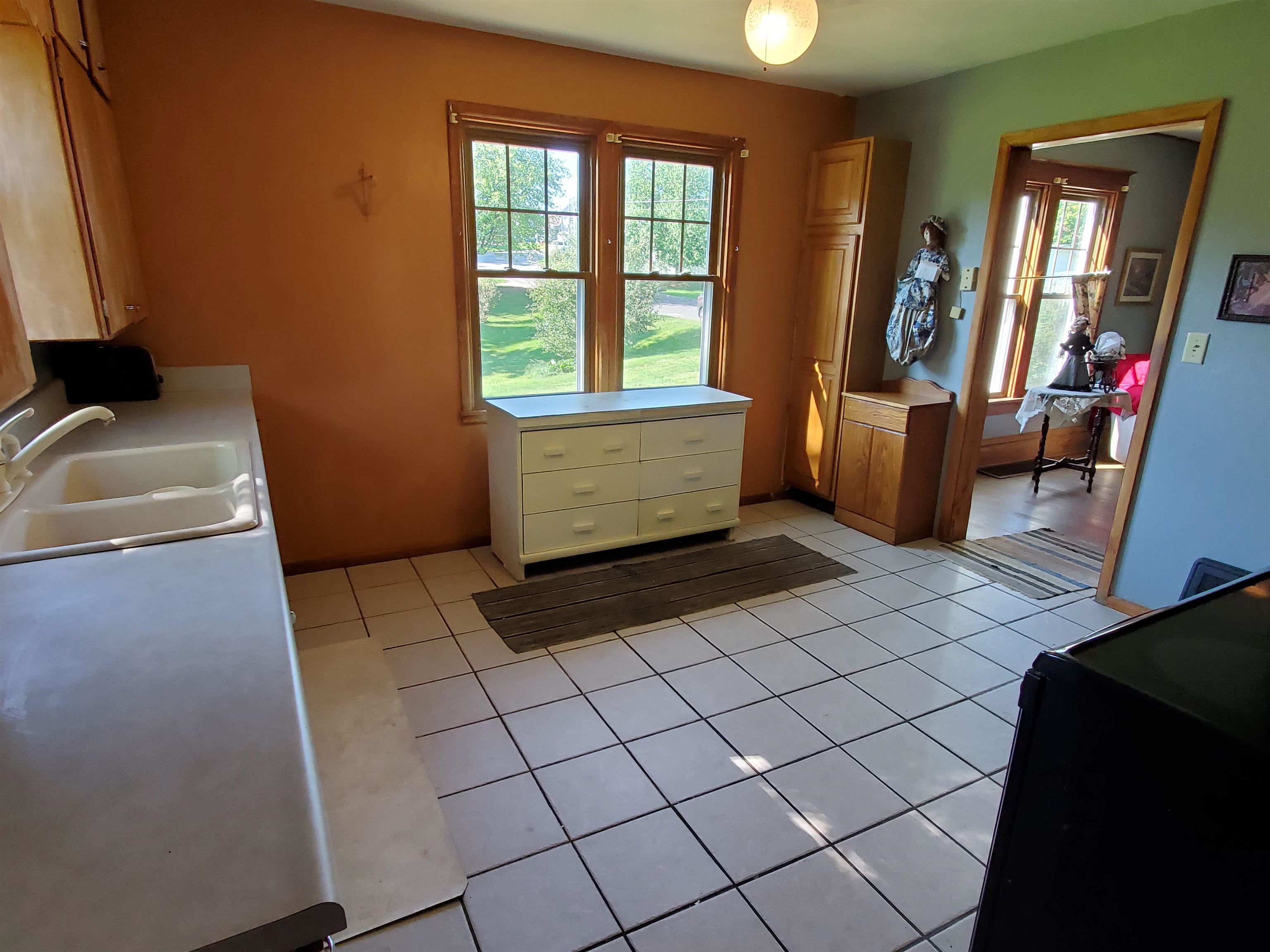 Photo 16 of 153 N Van Buren Street, Benton