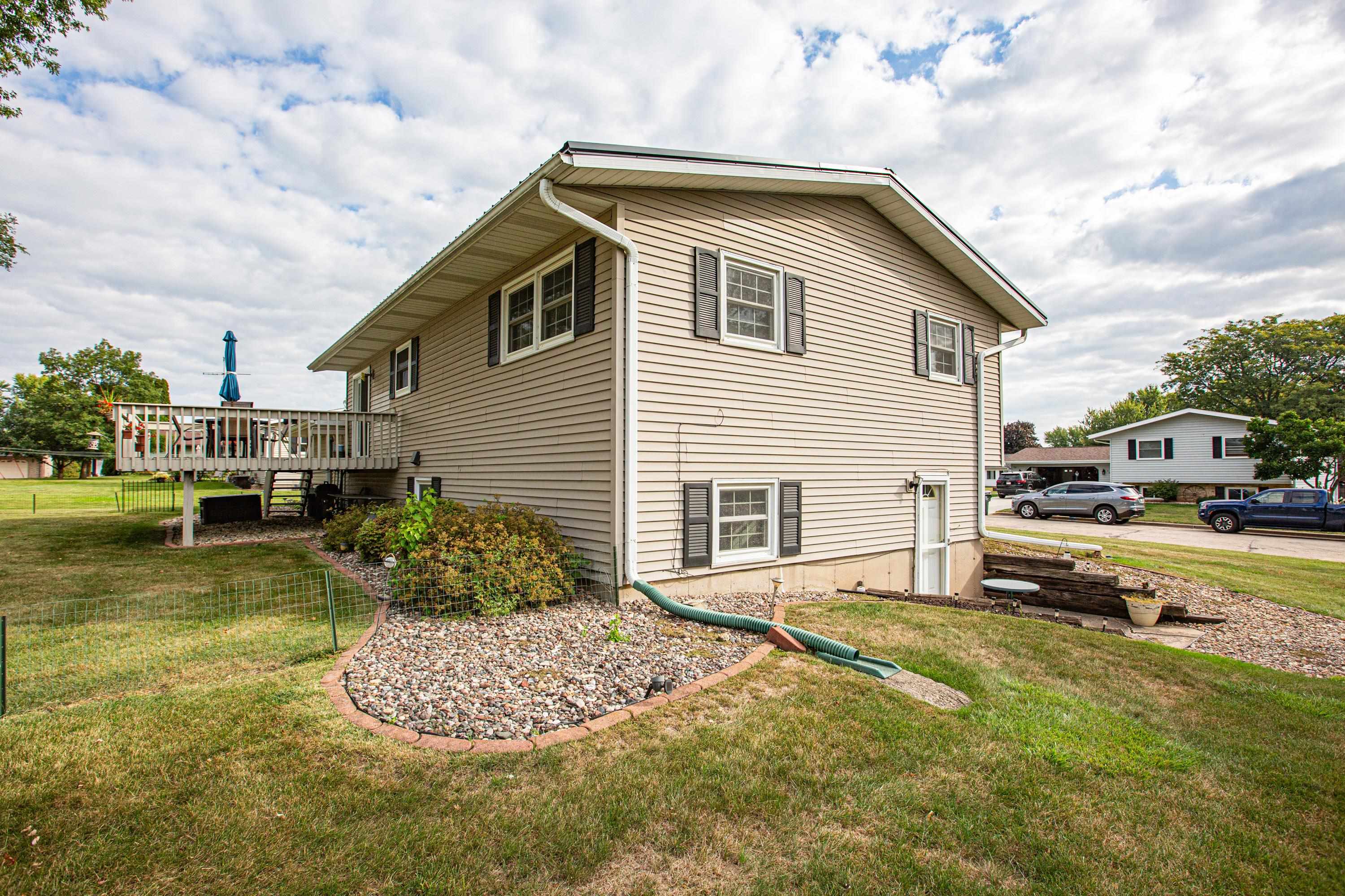 Photo 35 of 404 Ridge Road, Montfort