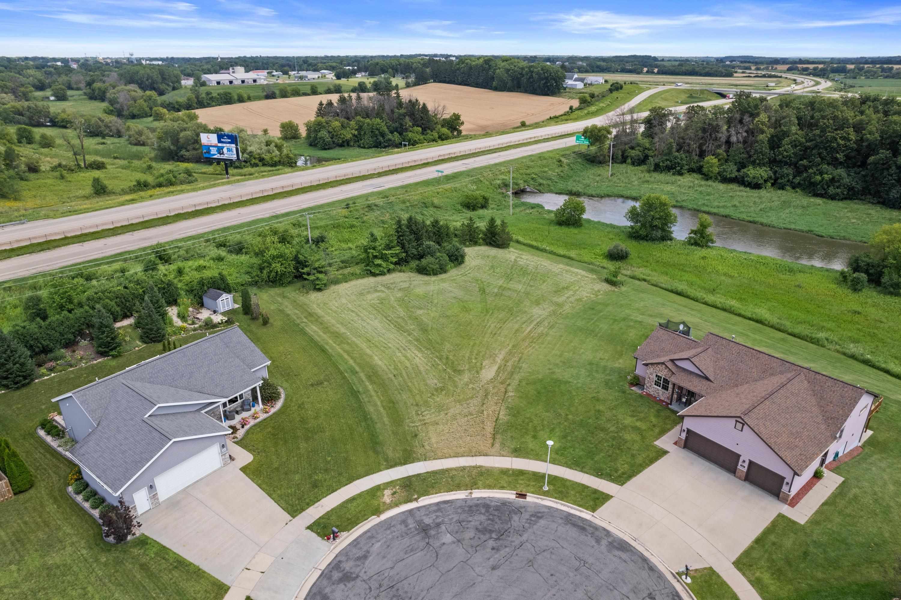 100 Honeycrisp Drive property preview photograph