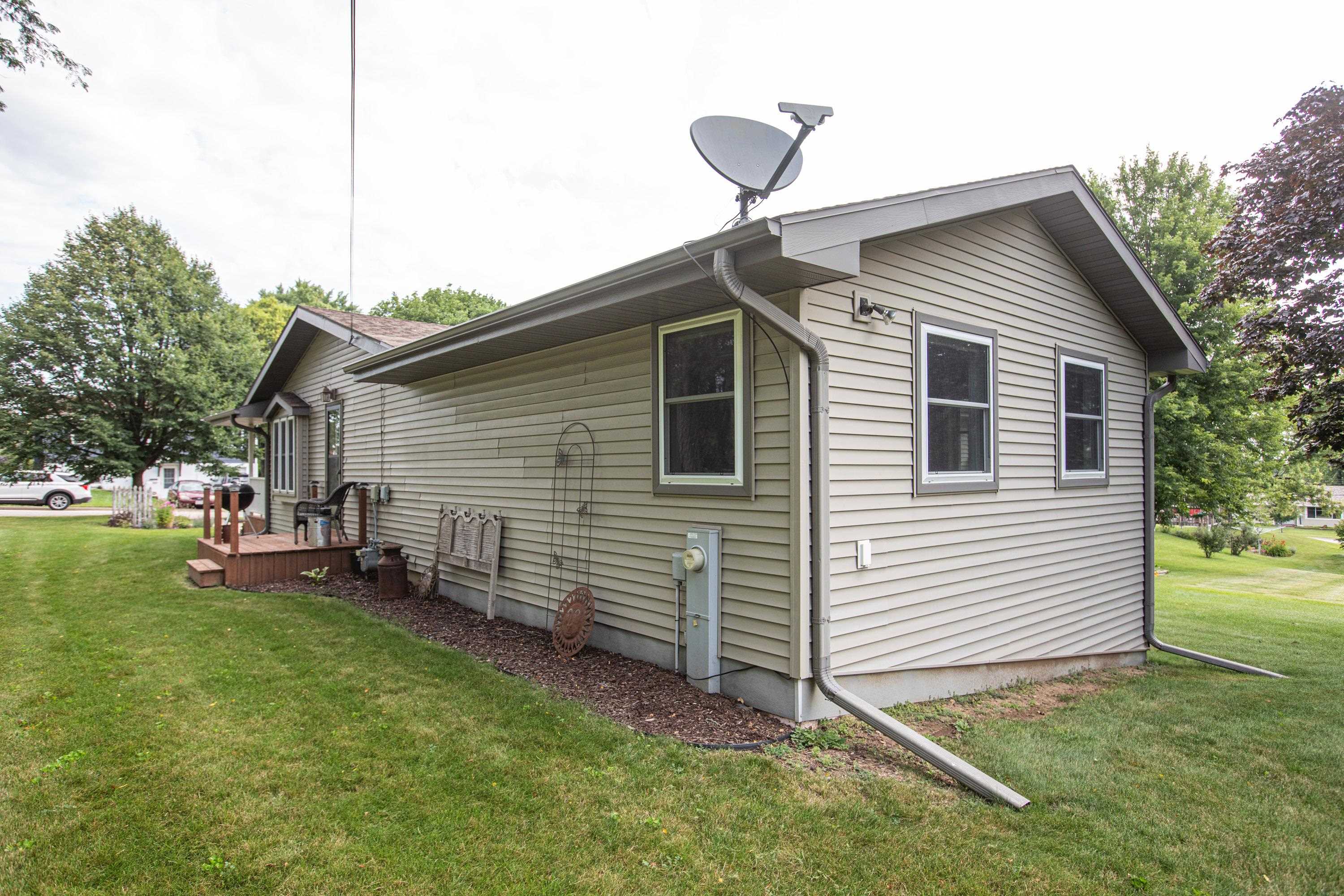 Photo 28 of 609 W Walnut Street, Dodgeville