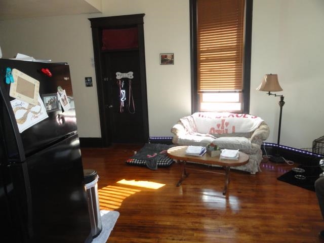 Photo 31 of 217 W Cherry St, Lancaster