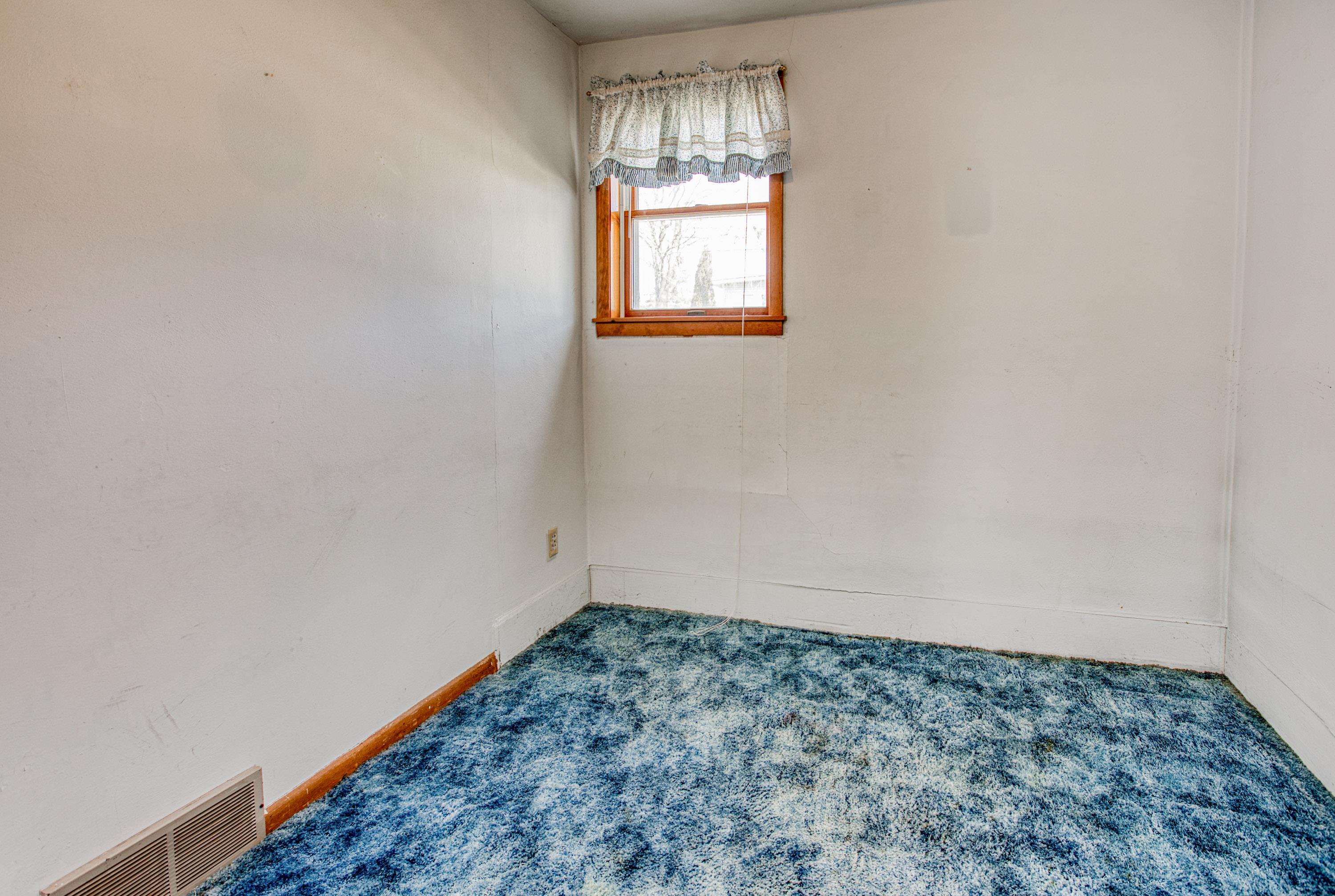 Photo 18 of 604 Isabell Street, Highland