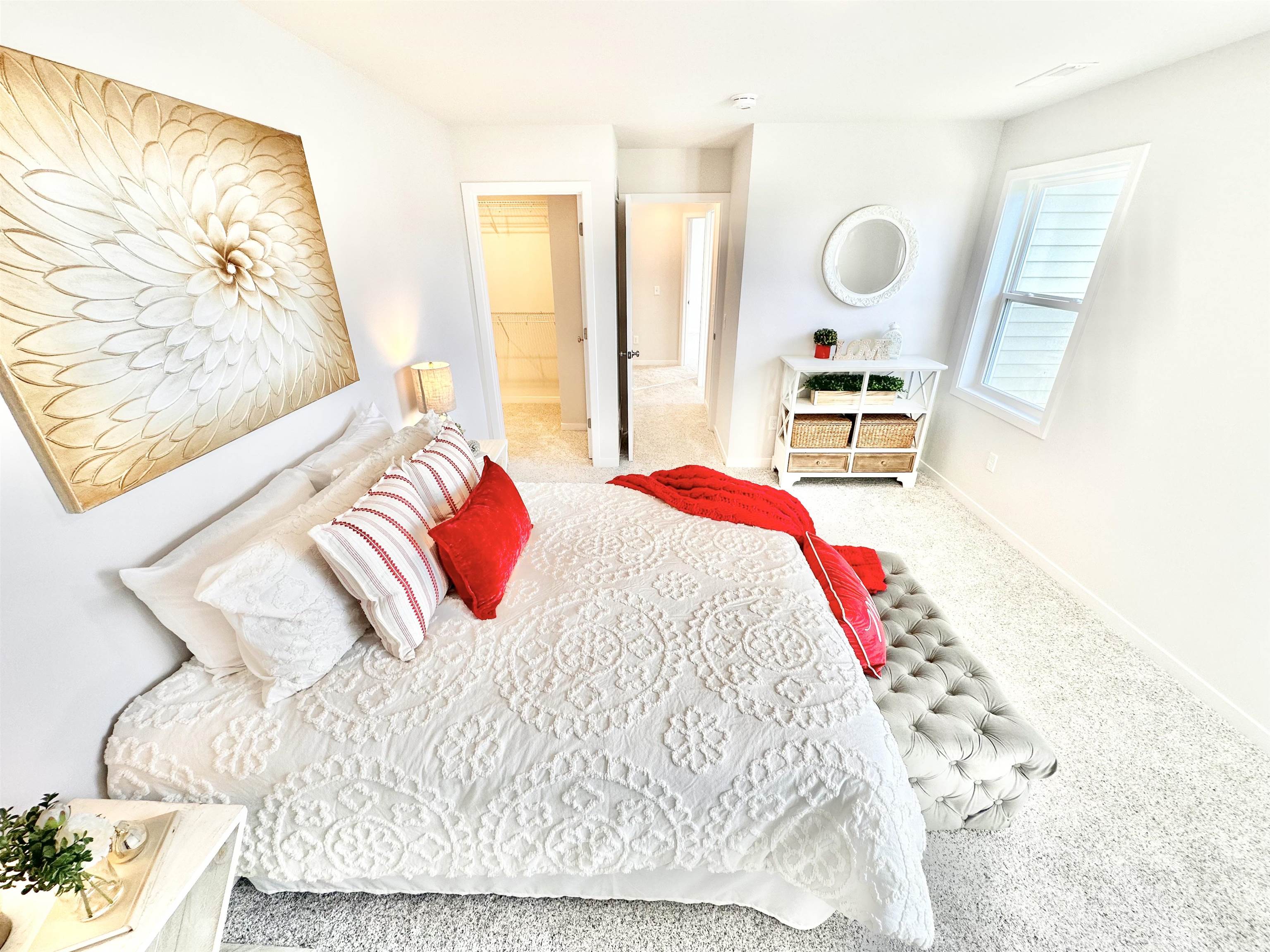 Photos of Similar Comp. Model