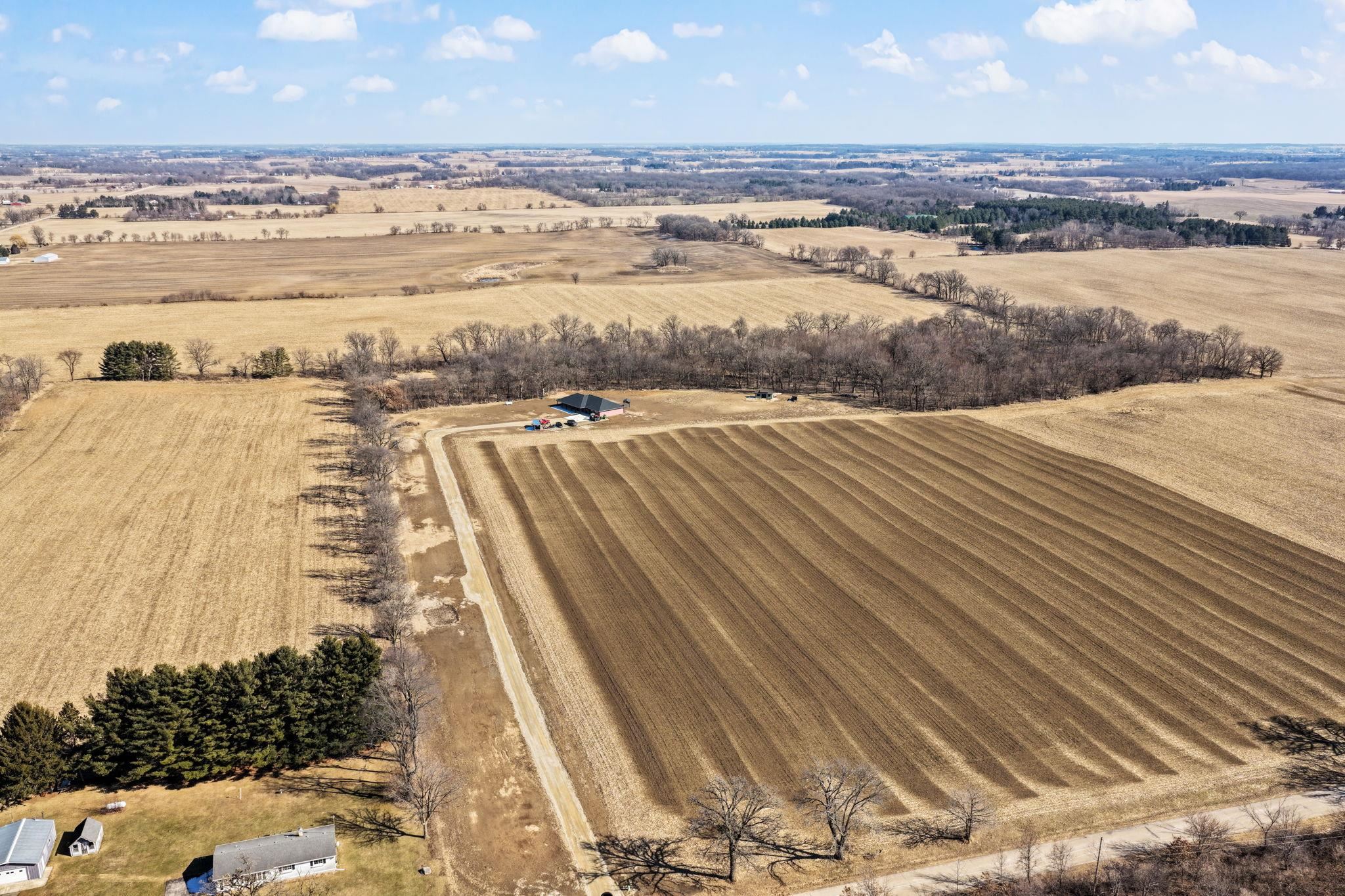 11218 N Crocker Road