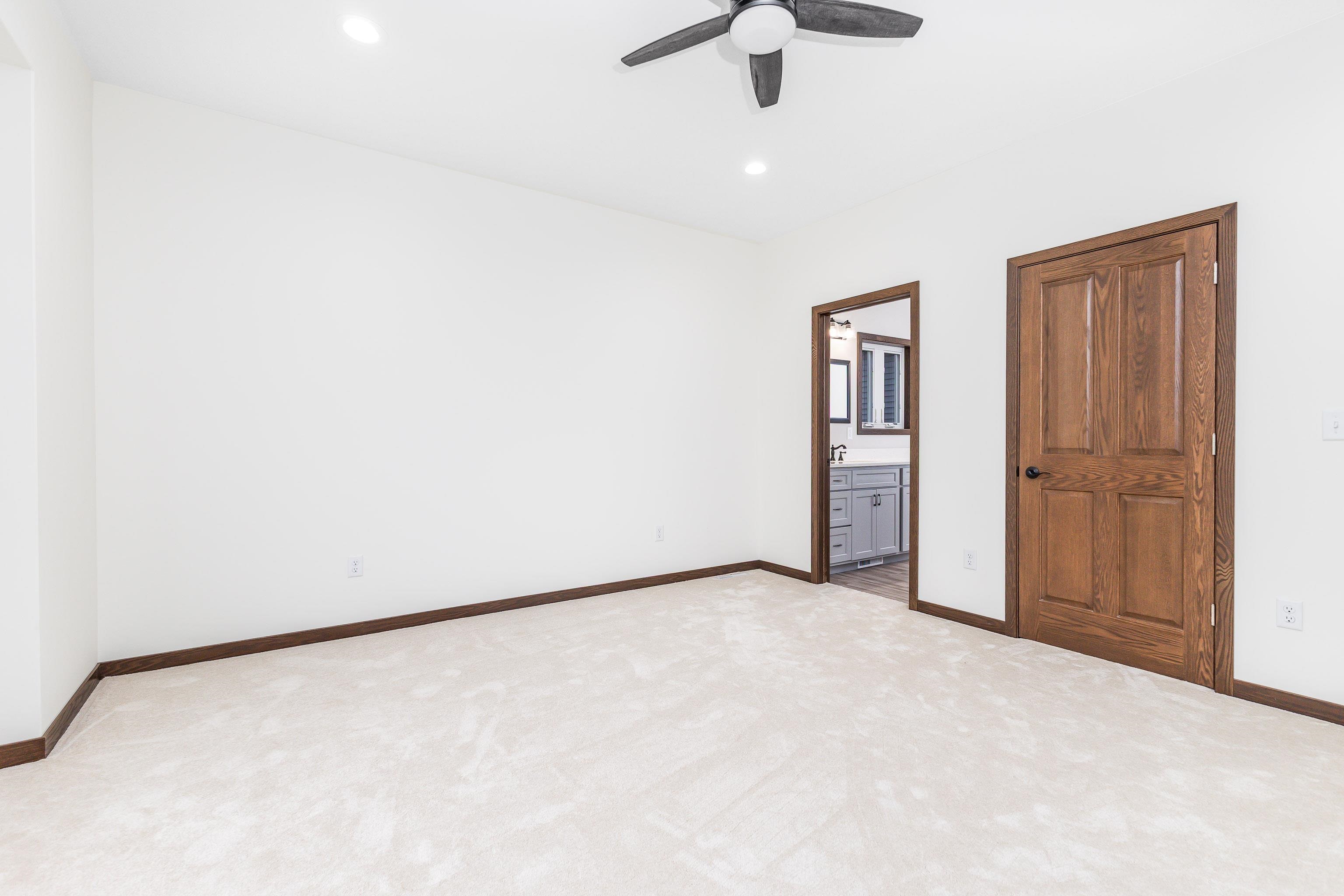 Photo 16 of 206 Parkview Avenue, Shullsburg