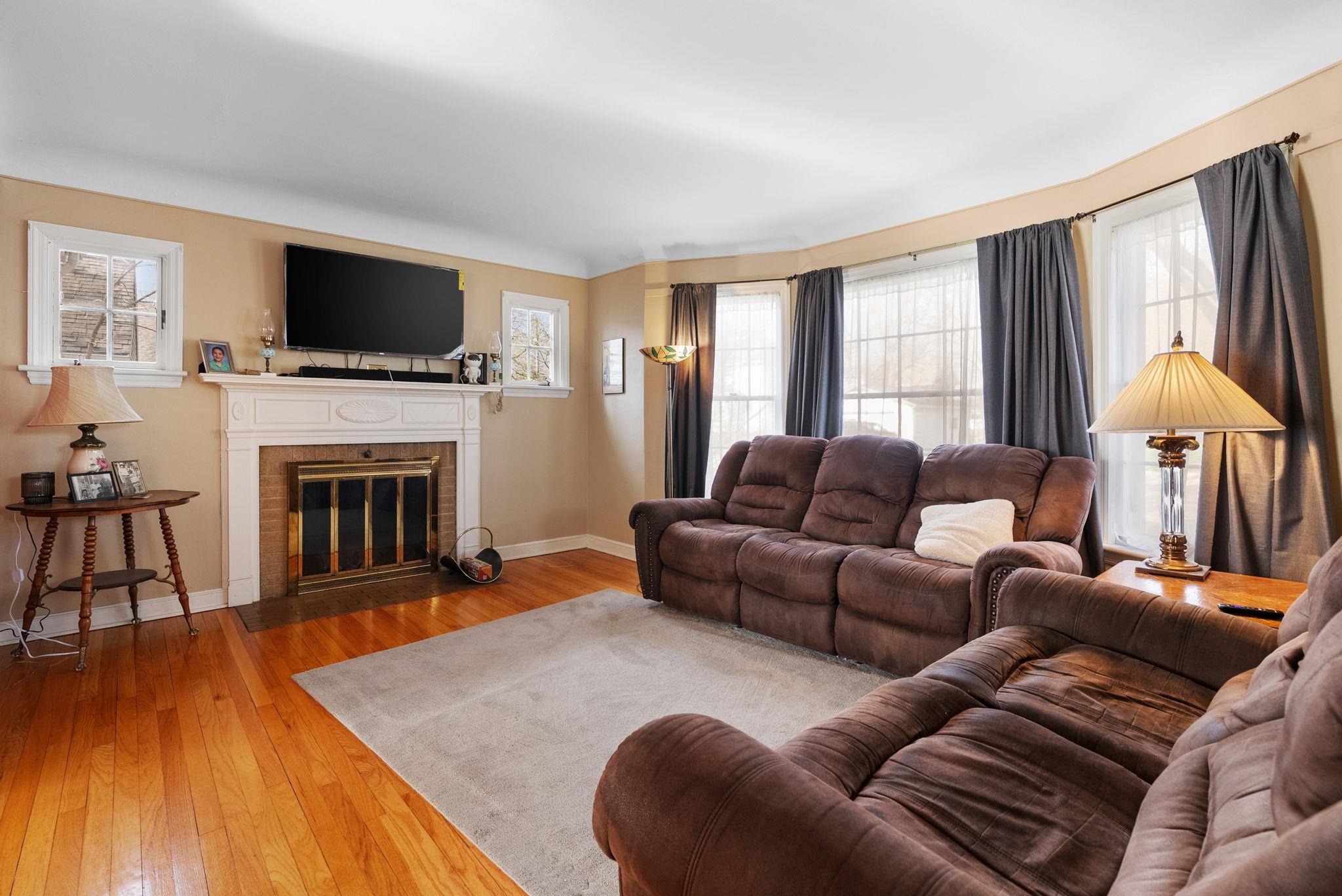 37 Forest Park Boulevard