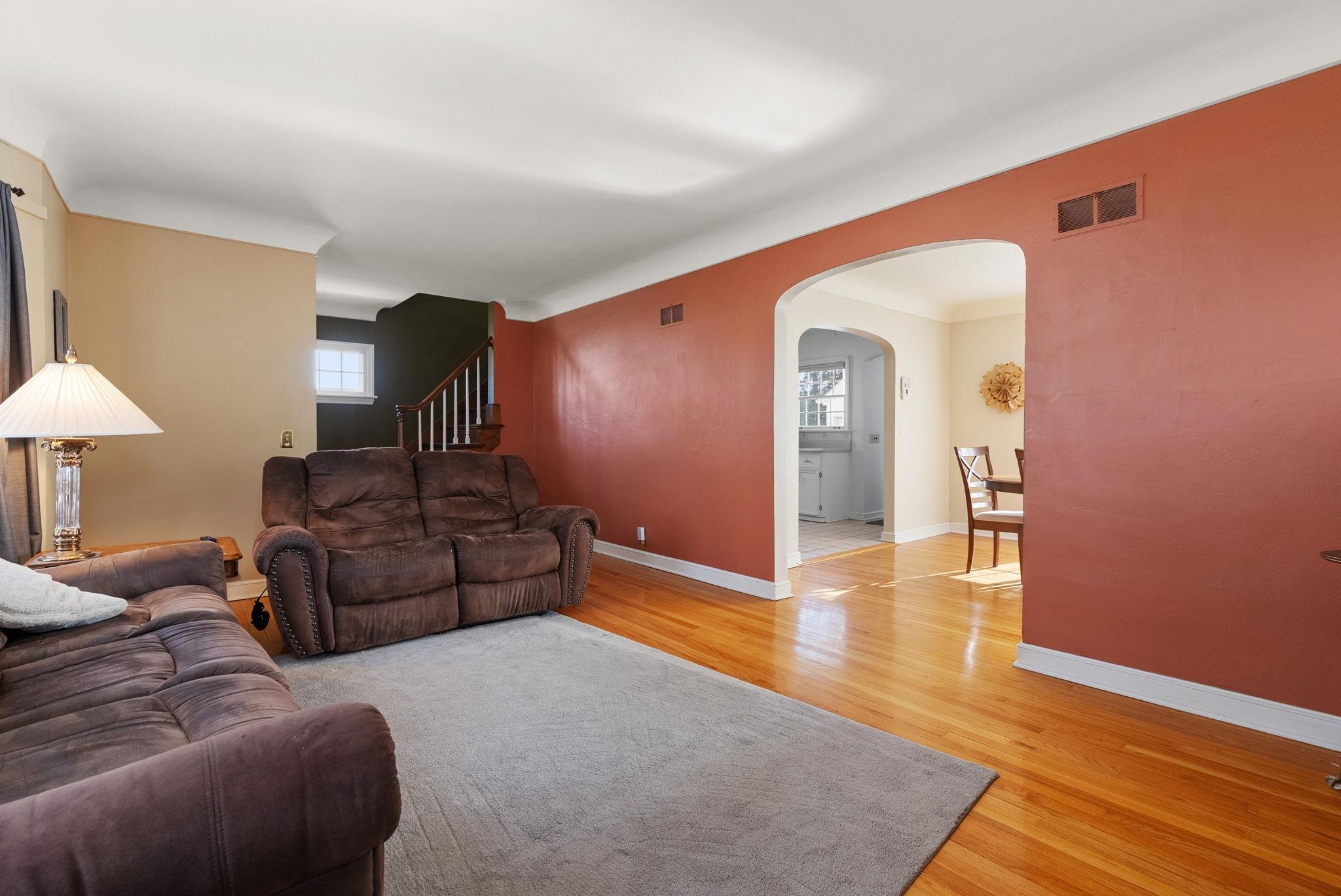 37 Forest Park Boulevard