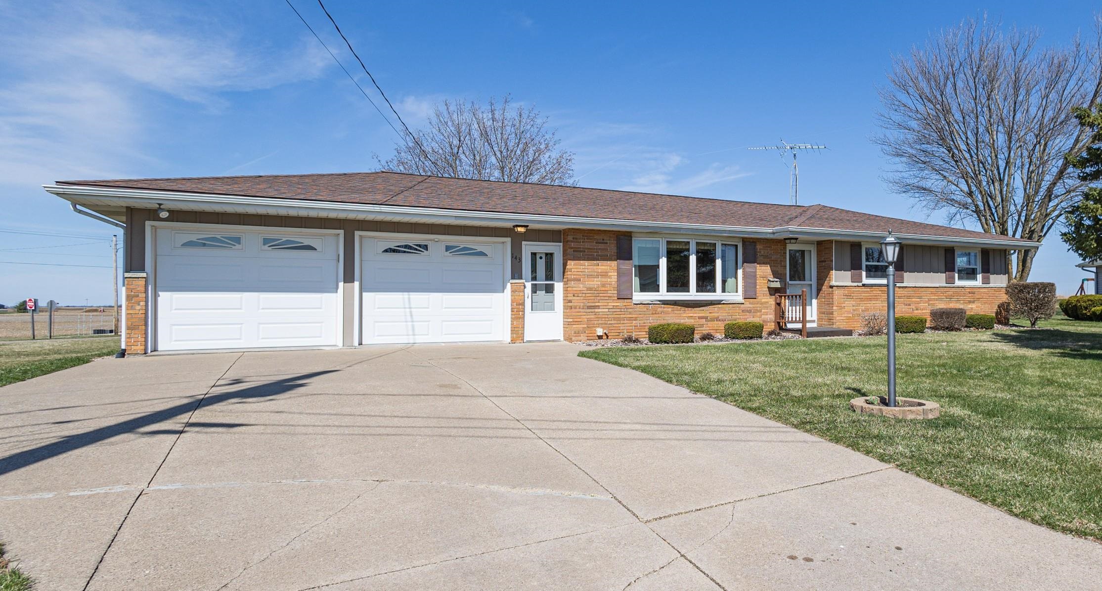 Home Listing 2020285