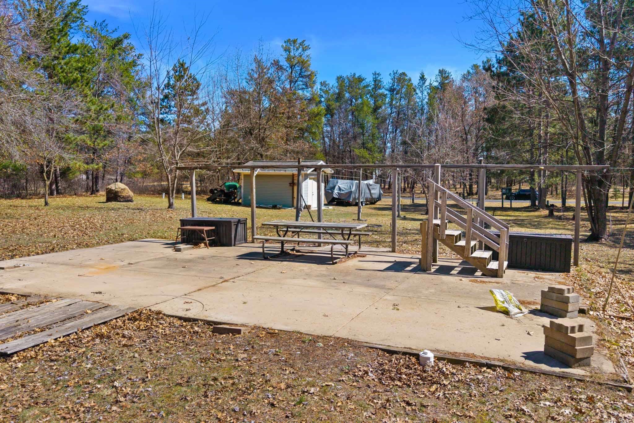 852 Sterling Road property preview photograph