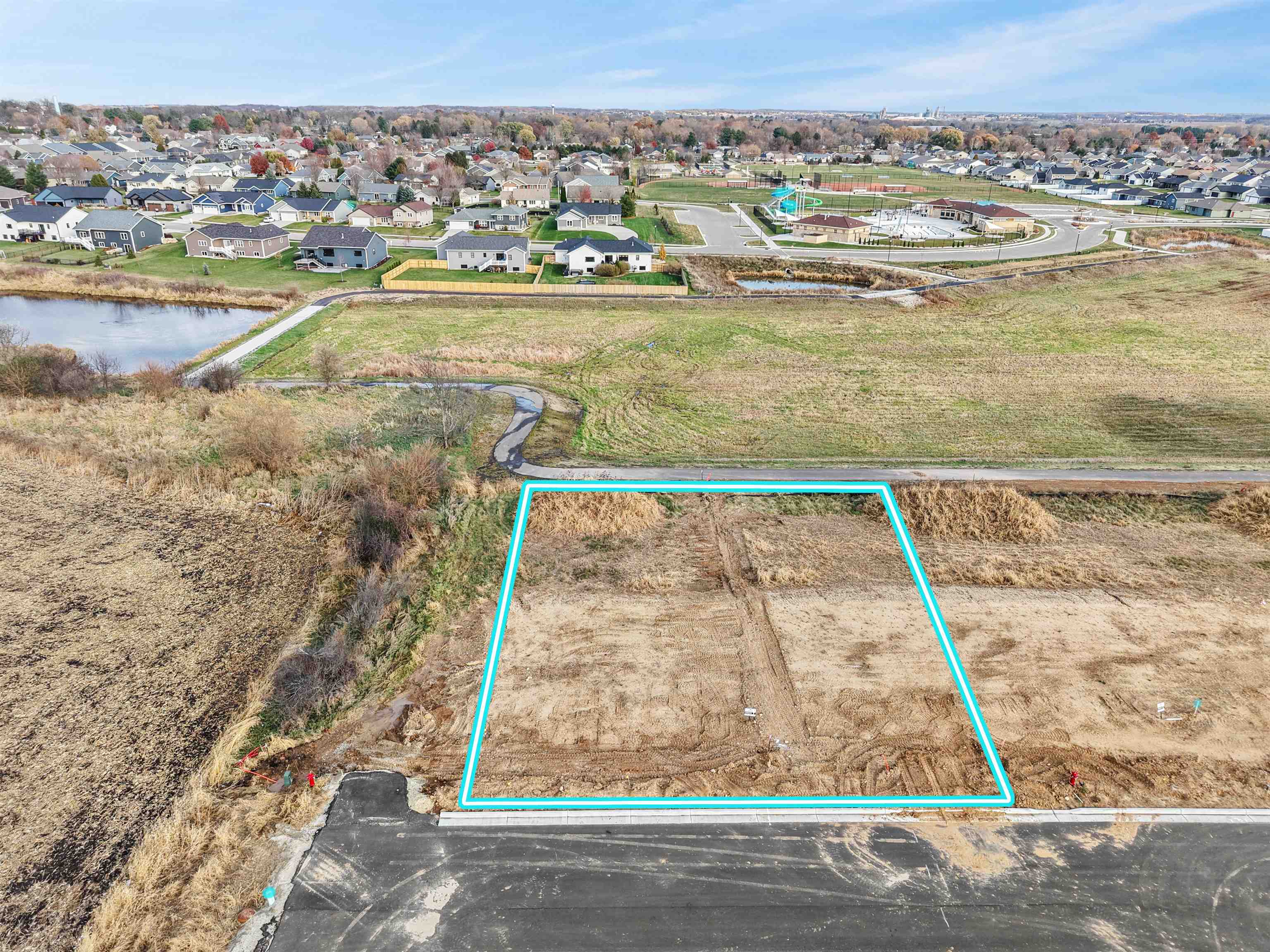76 8th S Street property preview photograph