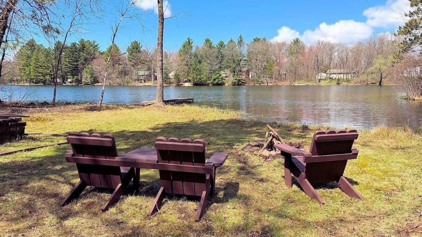 1176 Gale S Court property preview photograph