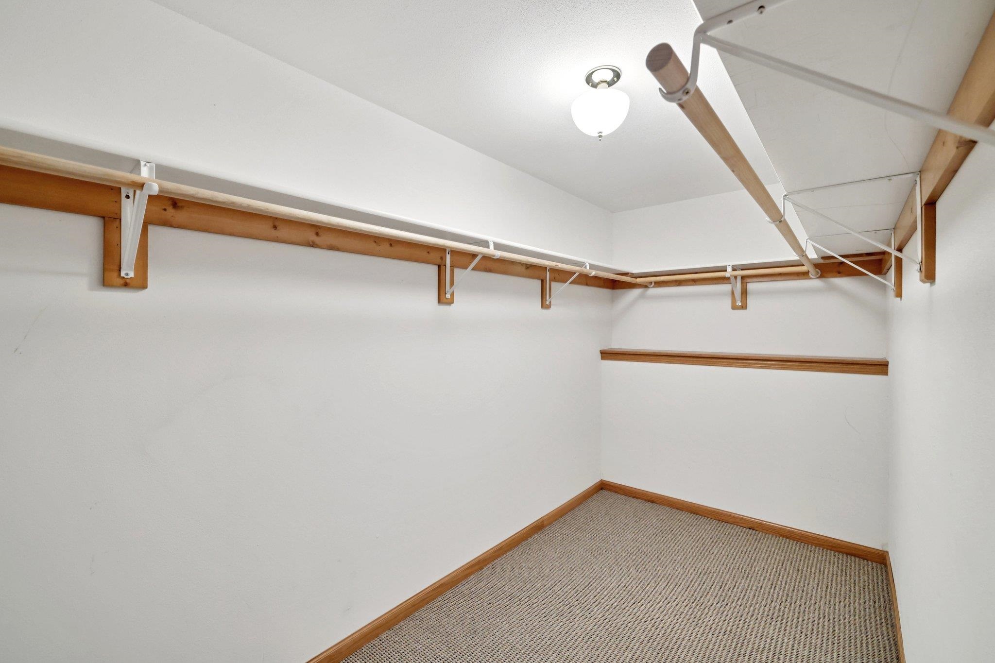 1027 Melvin Court
