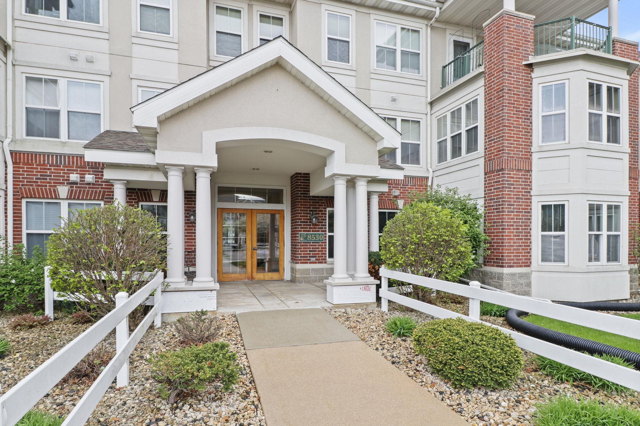 8530 Greenway Boulevard Unit 212