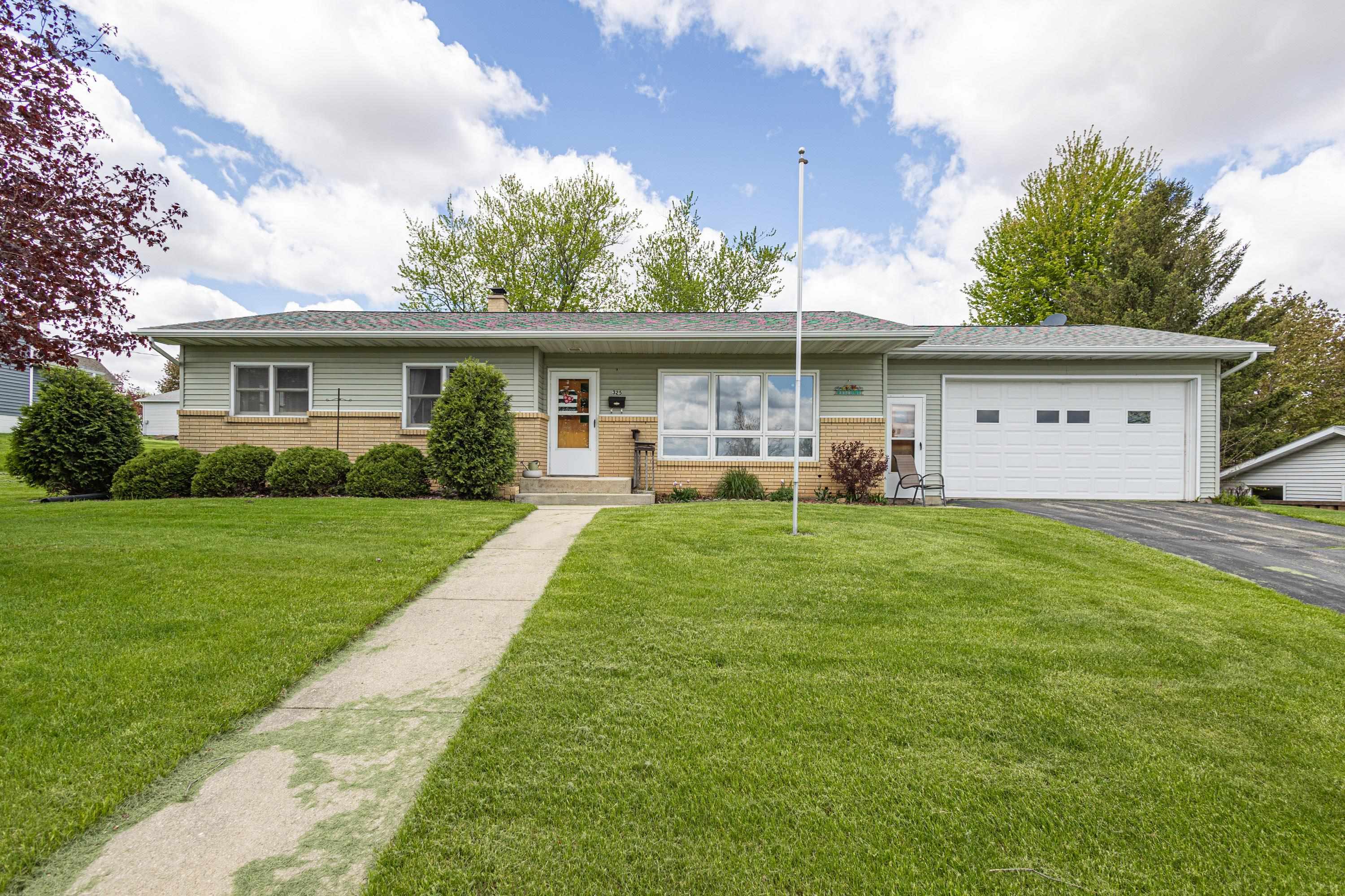 Home Listing 1